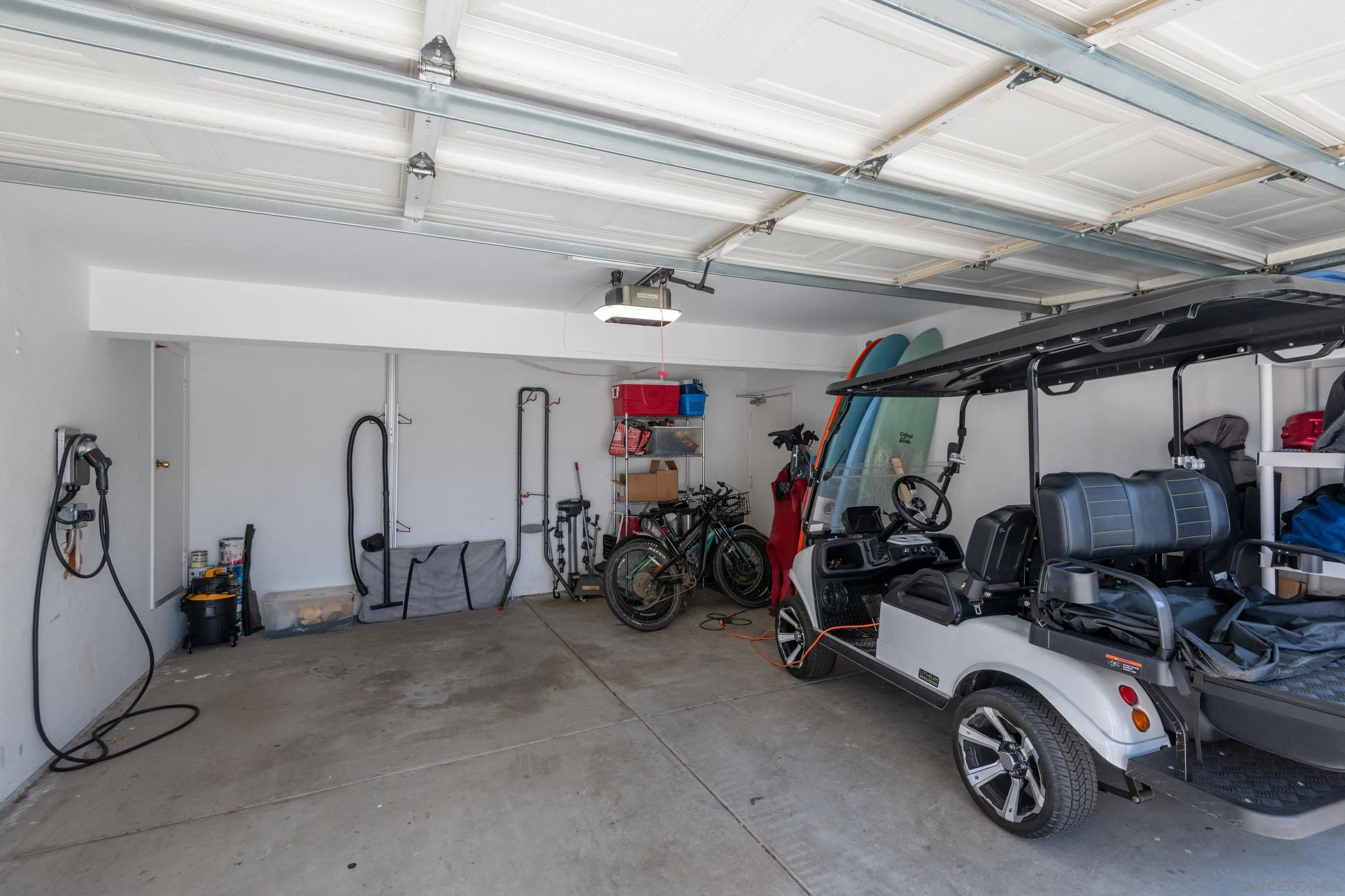 https://cdn.realtyfeed.com/cdn/127/260024088/fe74becc92fb76f62924c72693d53746.webp