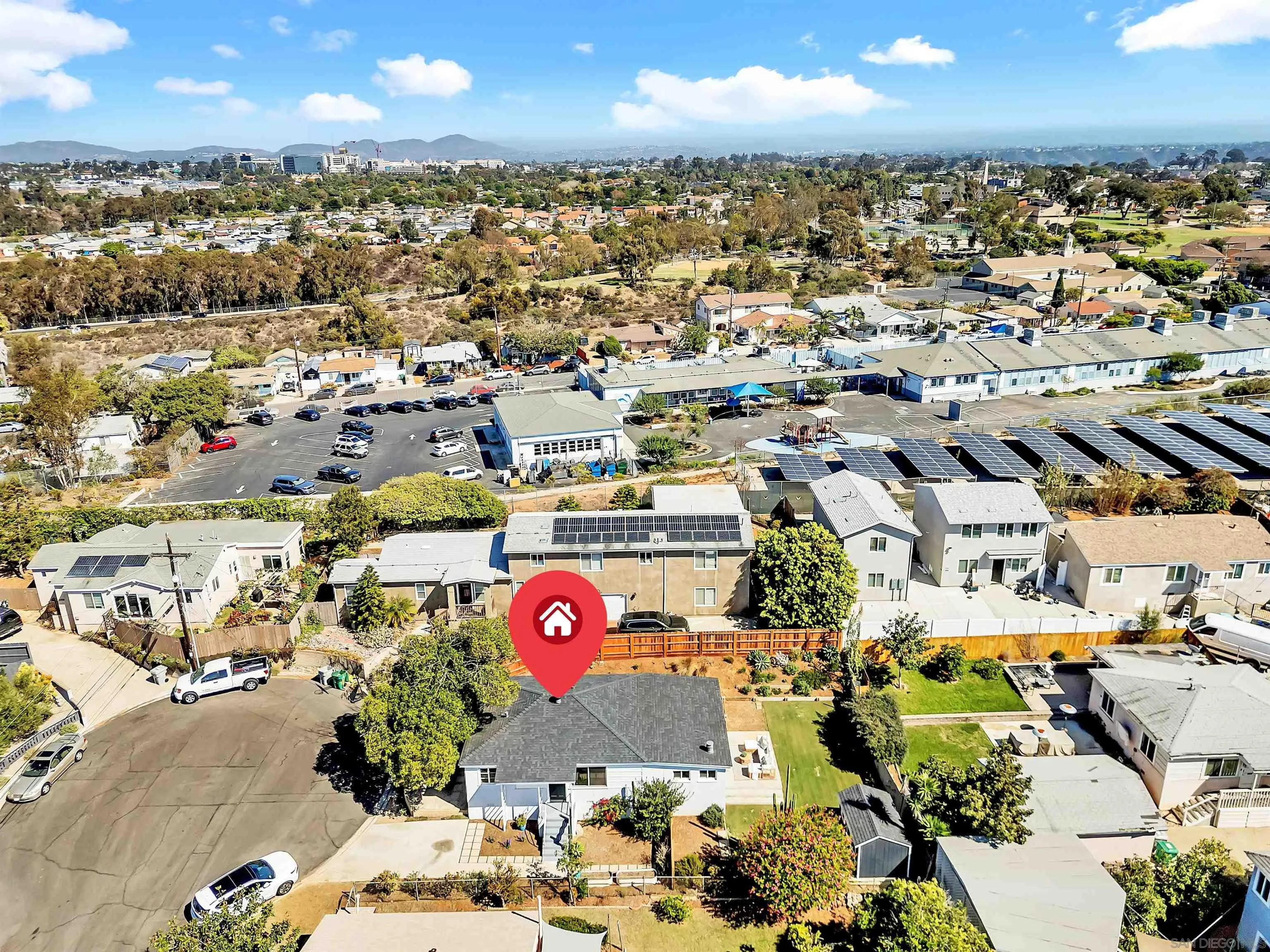 https://cdn.realtyfeed.com/cdn/127/260024091/1d7a910c9c9c1de097418f15a106e9a3.webp