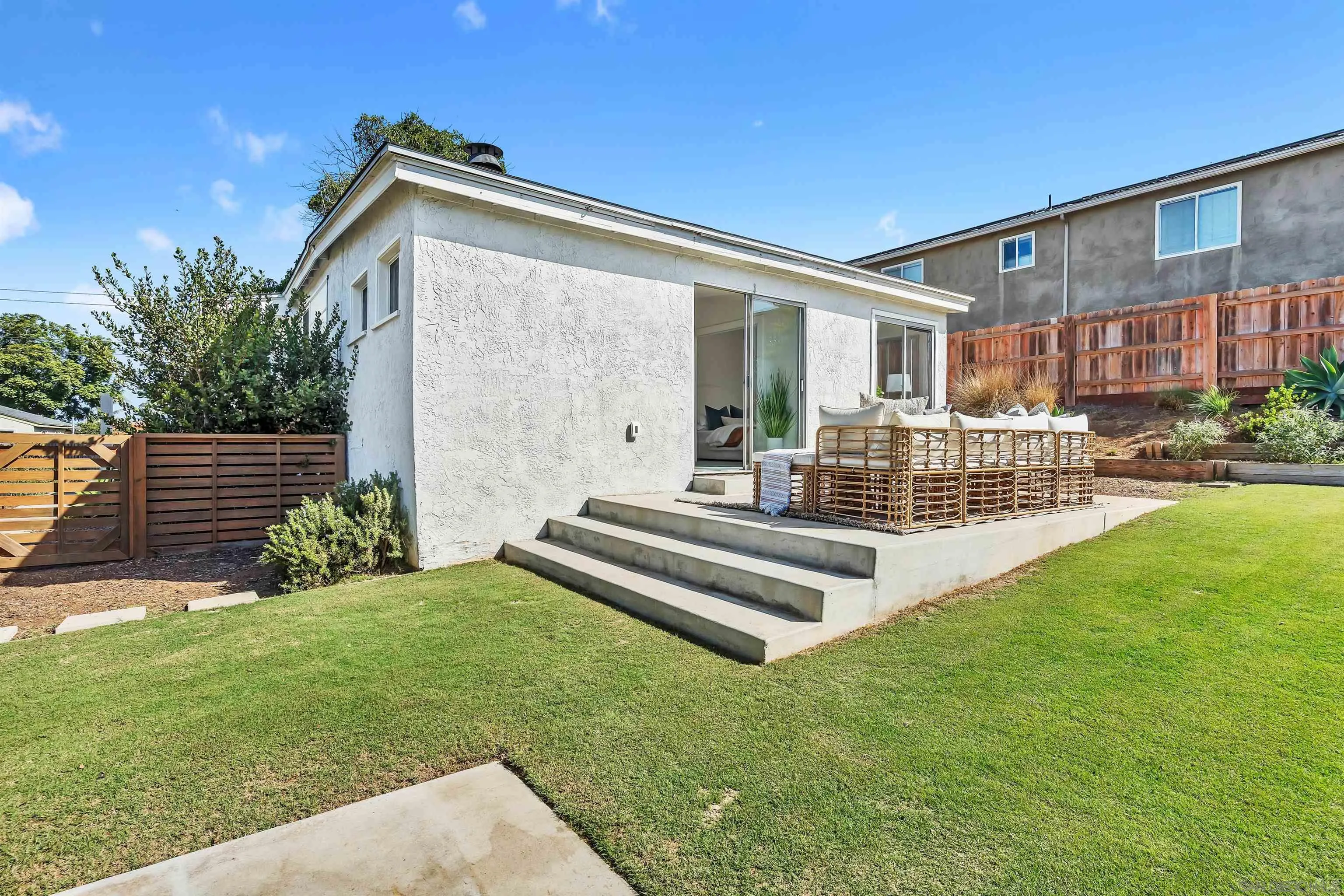 https://cdn.realtyfeed.com/cdn/127/260024091/30a07d9e3886c91e43064a4eb4a2b758.webp
