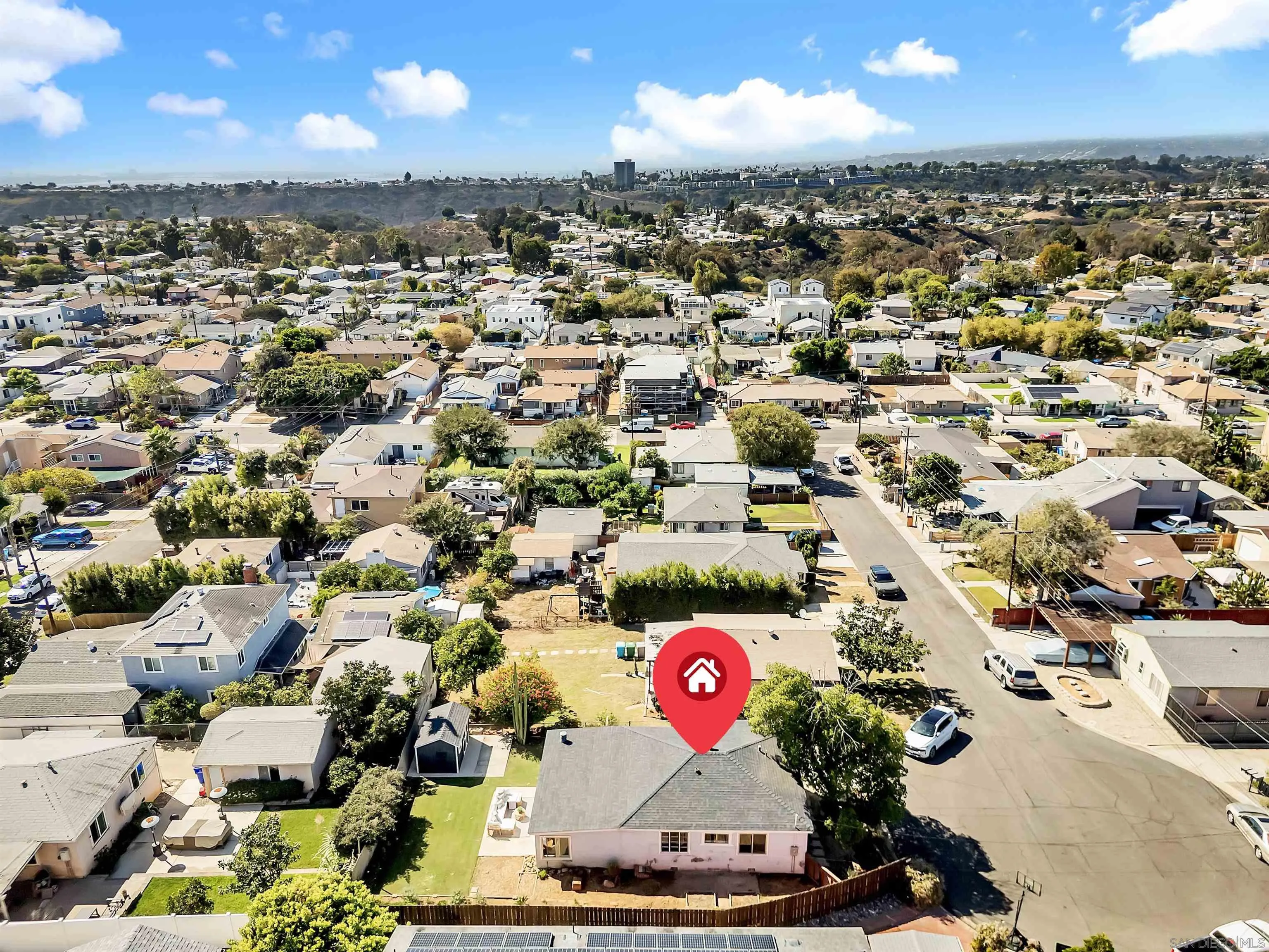 https://cdn.realtyfeed.com/cdn/127/260024091/5d814470cb0133b5e2e01eef852122ab.webp