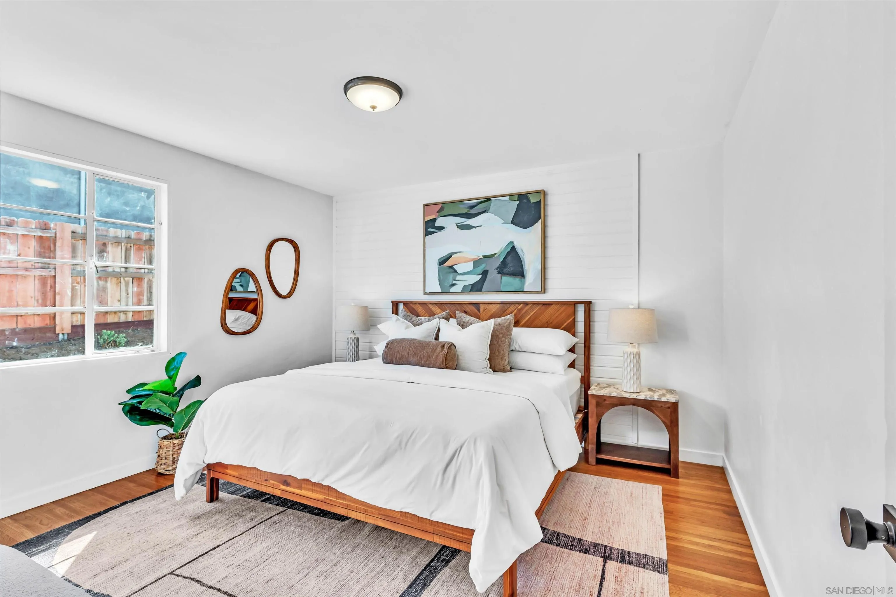 https://cdn.realtyfeed.com/cdn/127/260024091/9d2fd0fb66ead8e051defc84ab35f790.webp