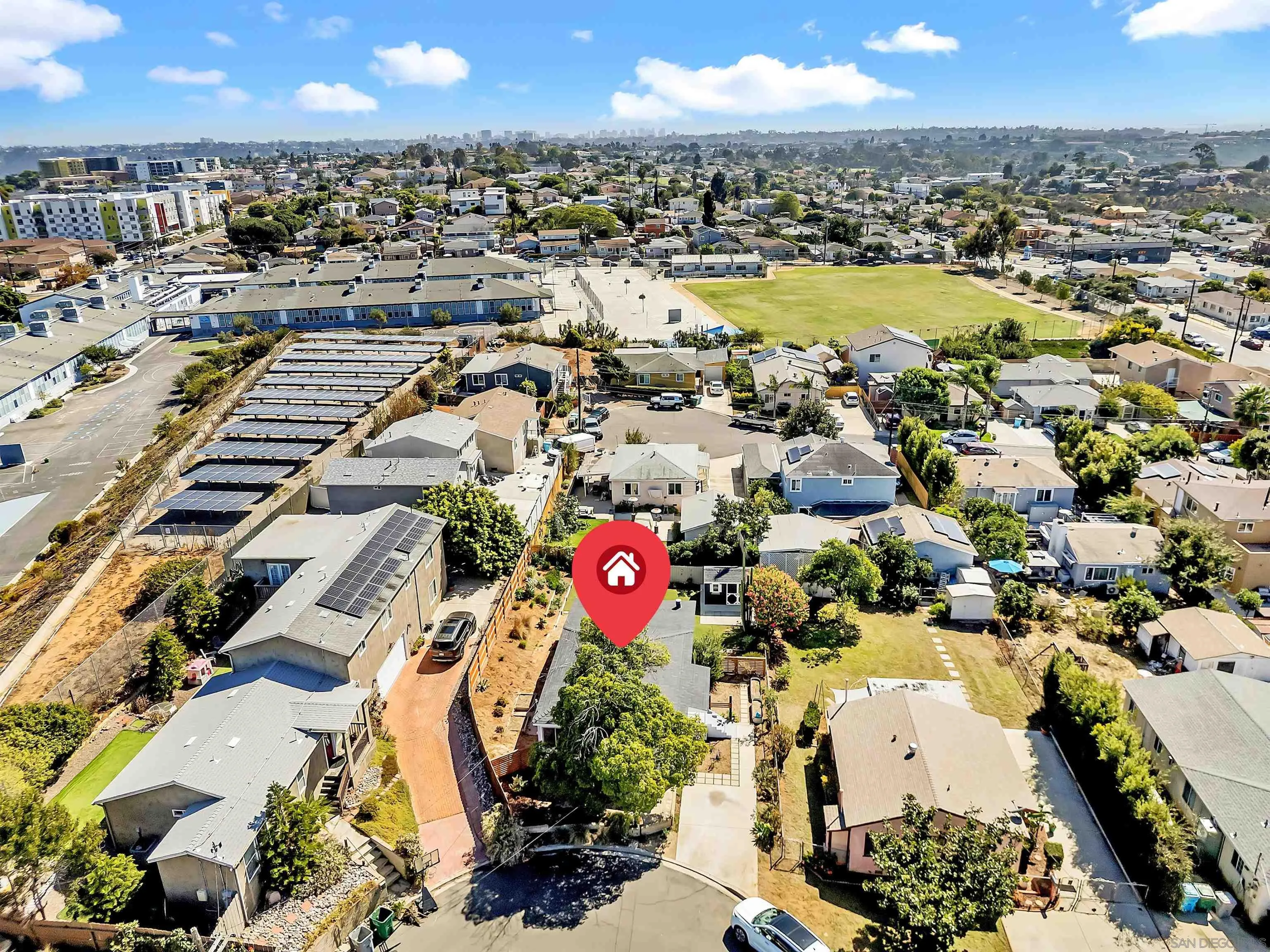 https://cdn.realtyfeed.com/cdn/127/260024091/fe21d9cd678ac3cfb94870570d311668.webp