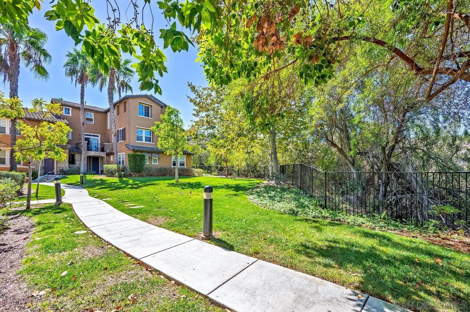 https://cdn.realtyfeed.com/cdn/127/260024092/f04e7caf2b3bf95418f390a189d5d1ee.webp