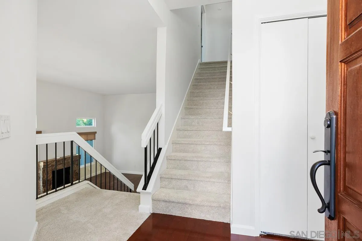 10927 Matinal Cir, San Diego, CA 92127, photo 8
