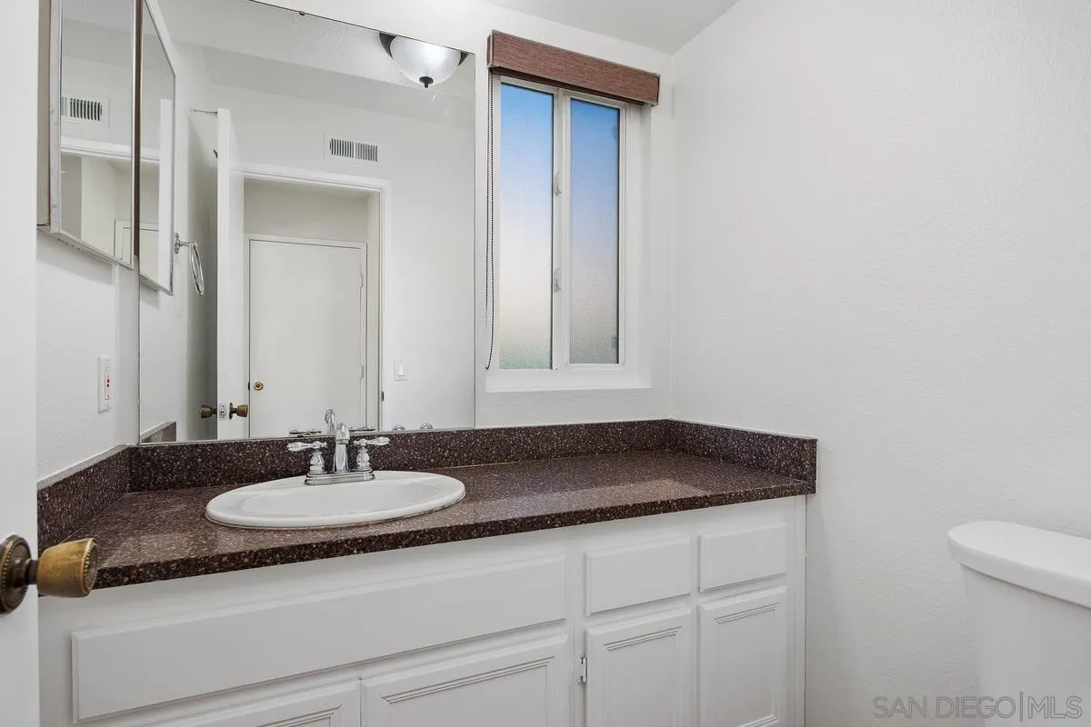 10927 Matinal Cir, San Diego, CA 92127, photo 26