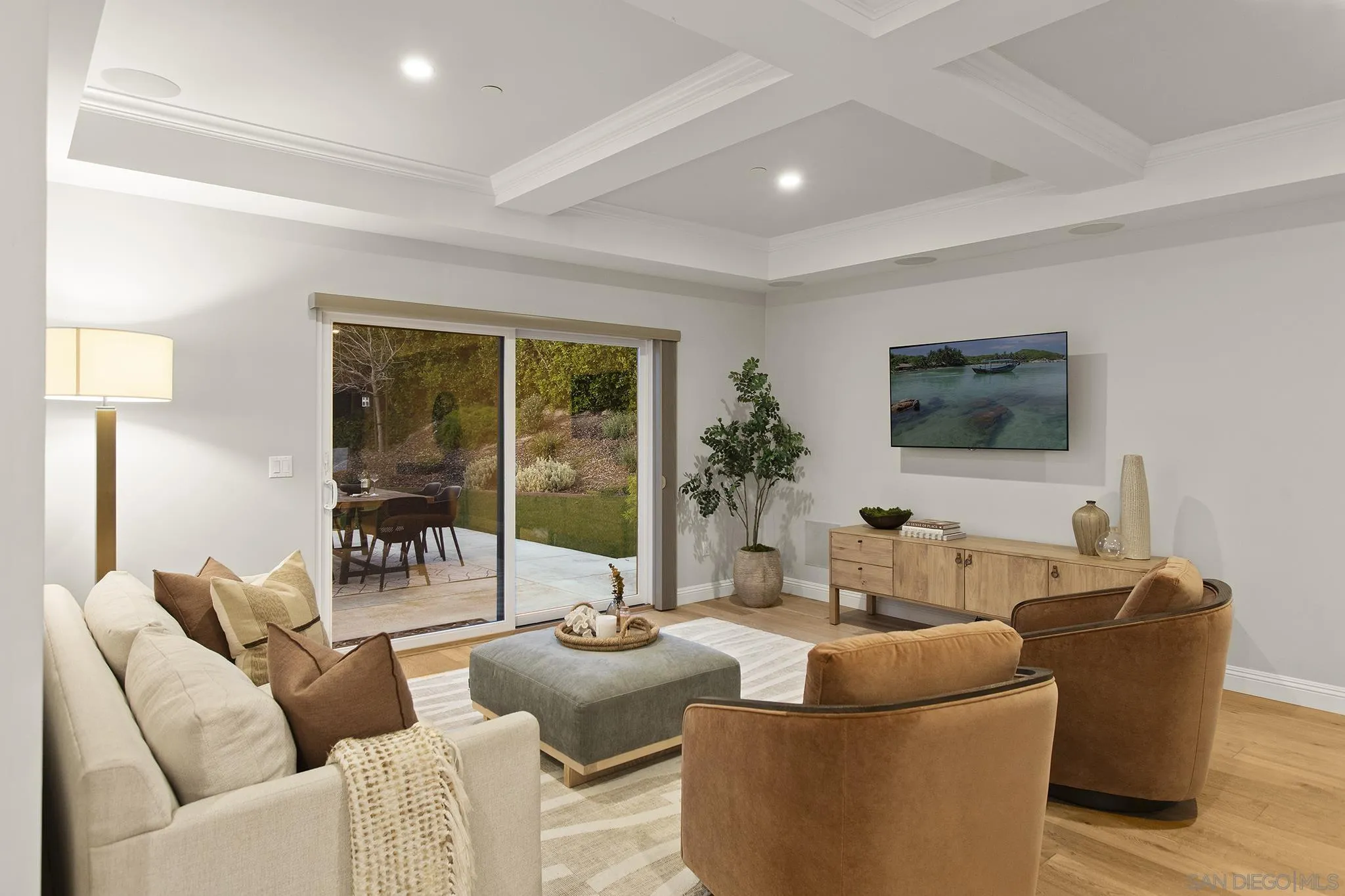 https://cdn.realtyfeed.com/cdn/127/260024097/fe28d617ee8b86fd0057a6ab8c320d0b.webp