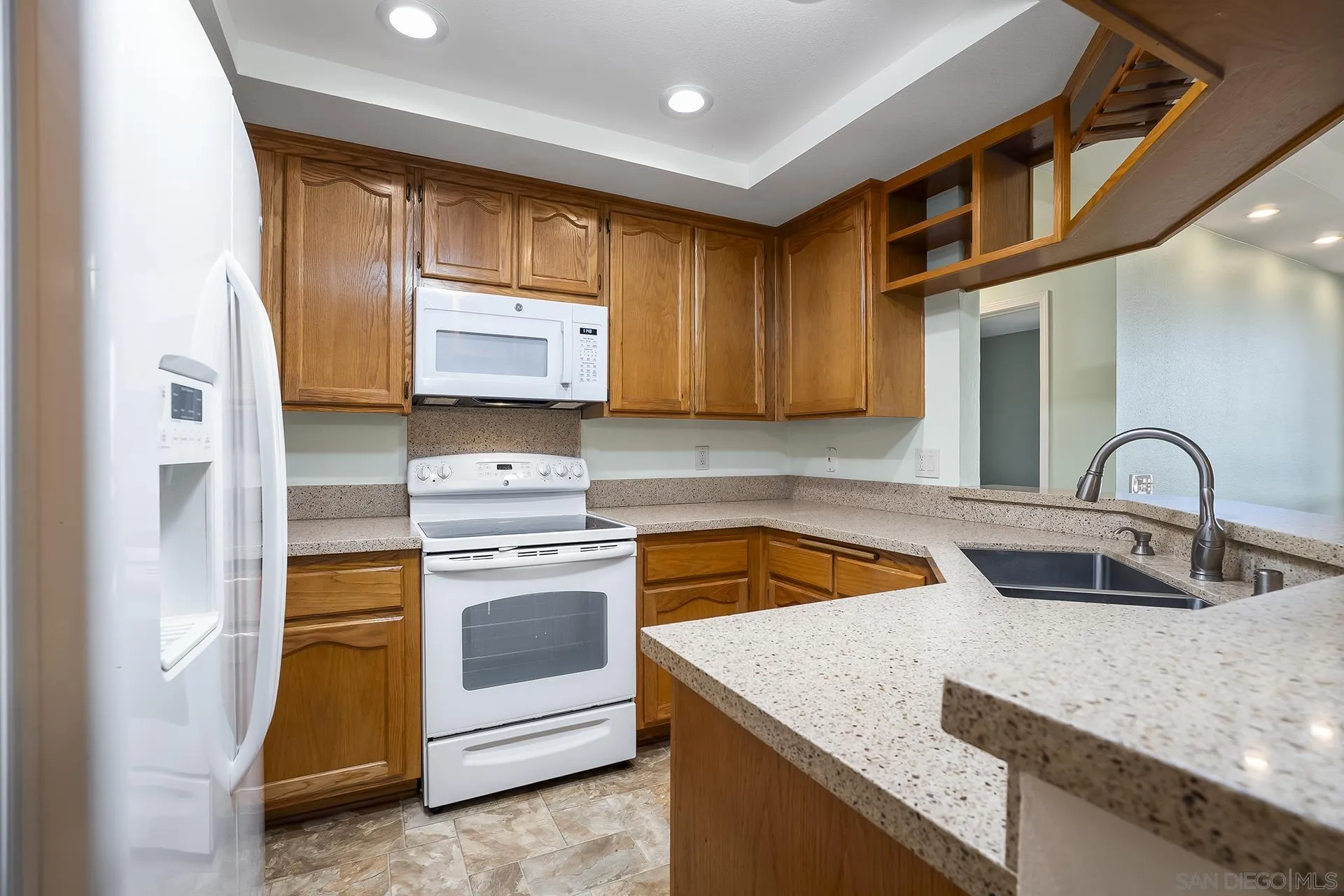 https://cdn.realtyfeed.com/cdn/127/260024099/2705f372fa34038f02c7de19e7b23fc0.webp