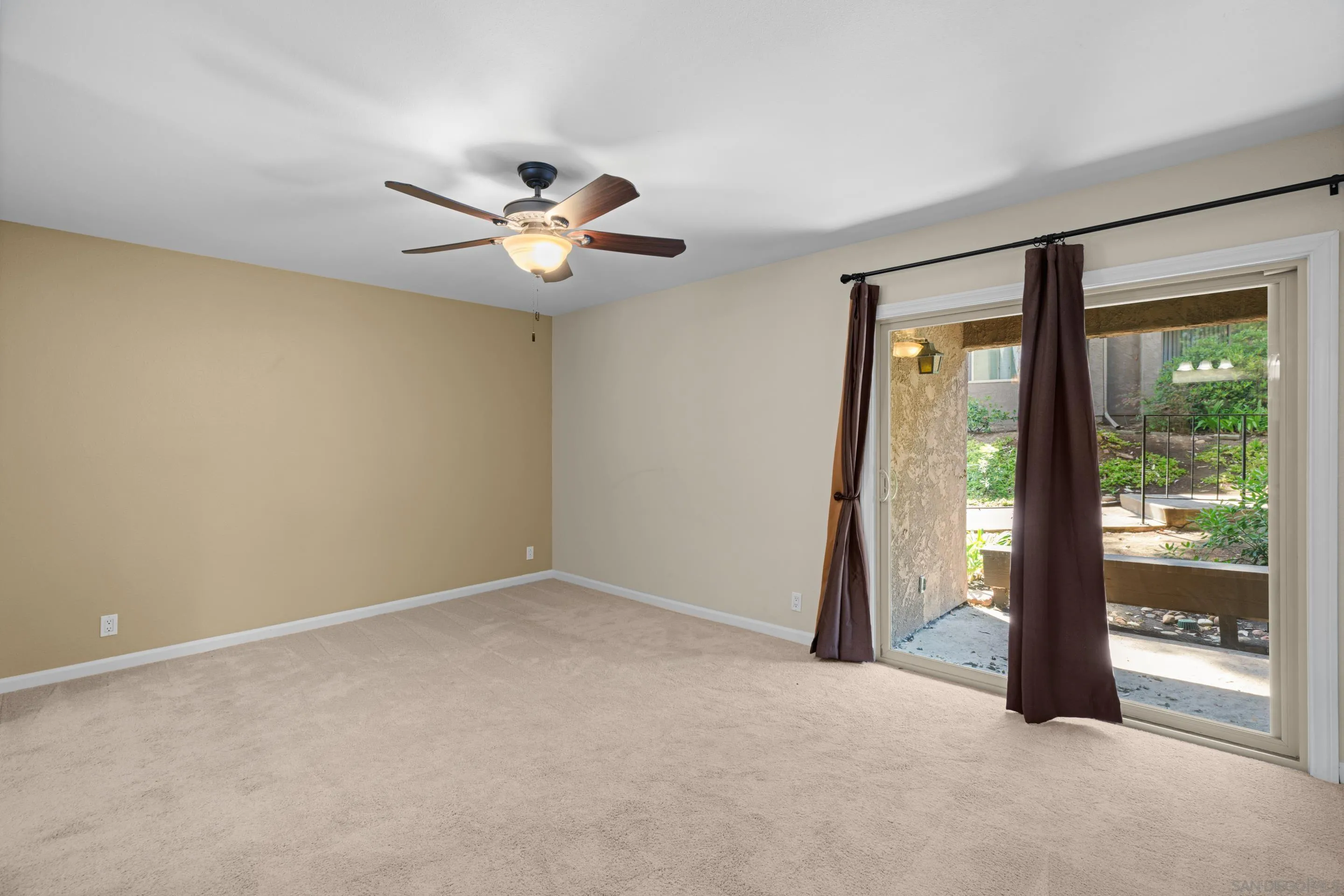 Photo #14: 2600241 Listing: Photo #14