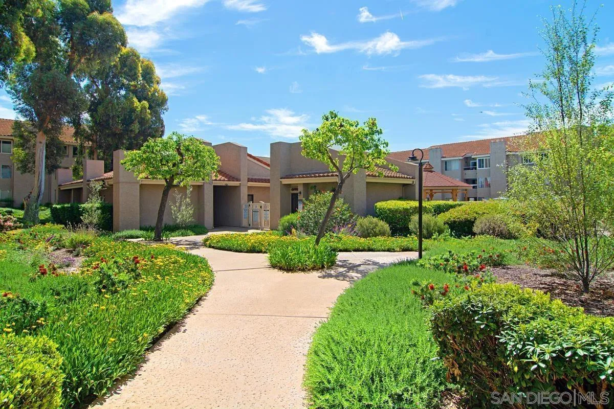 Photo #2: 2600241 Listing: Photo #2