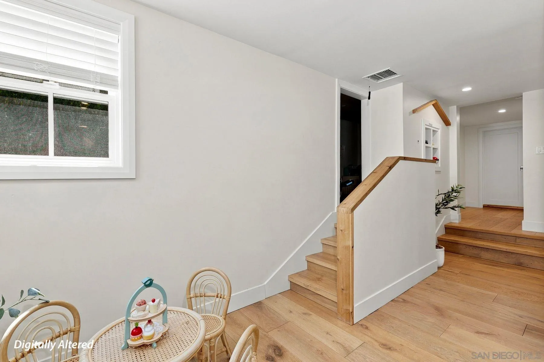 https://cdn.realtyfeed.com/cdn/127/260024105/1c0b1d0832fede97c7493b3263360777.webp