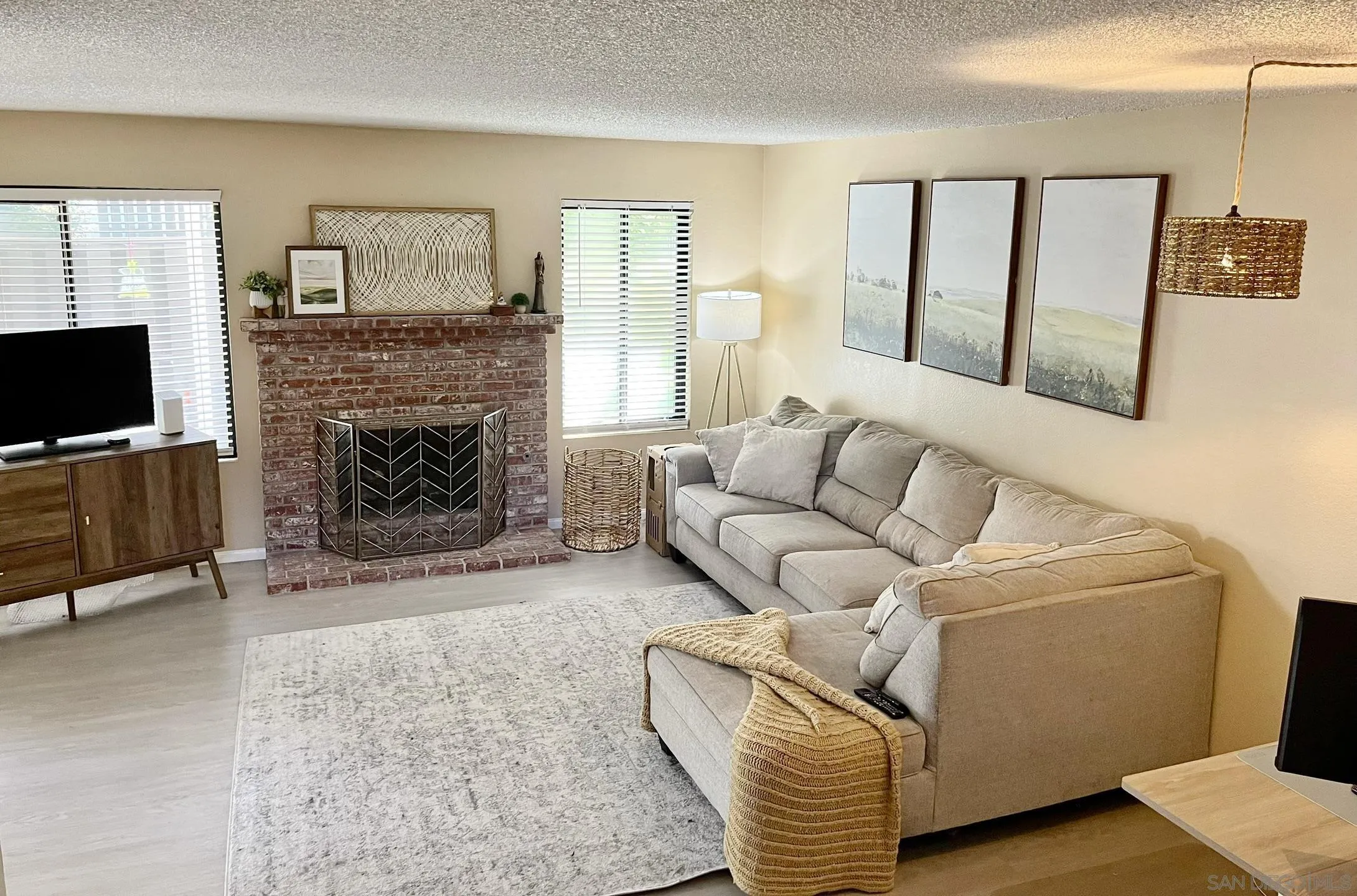 El Cajon, CA 92019