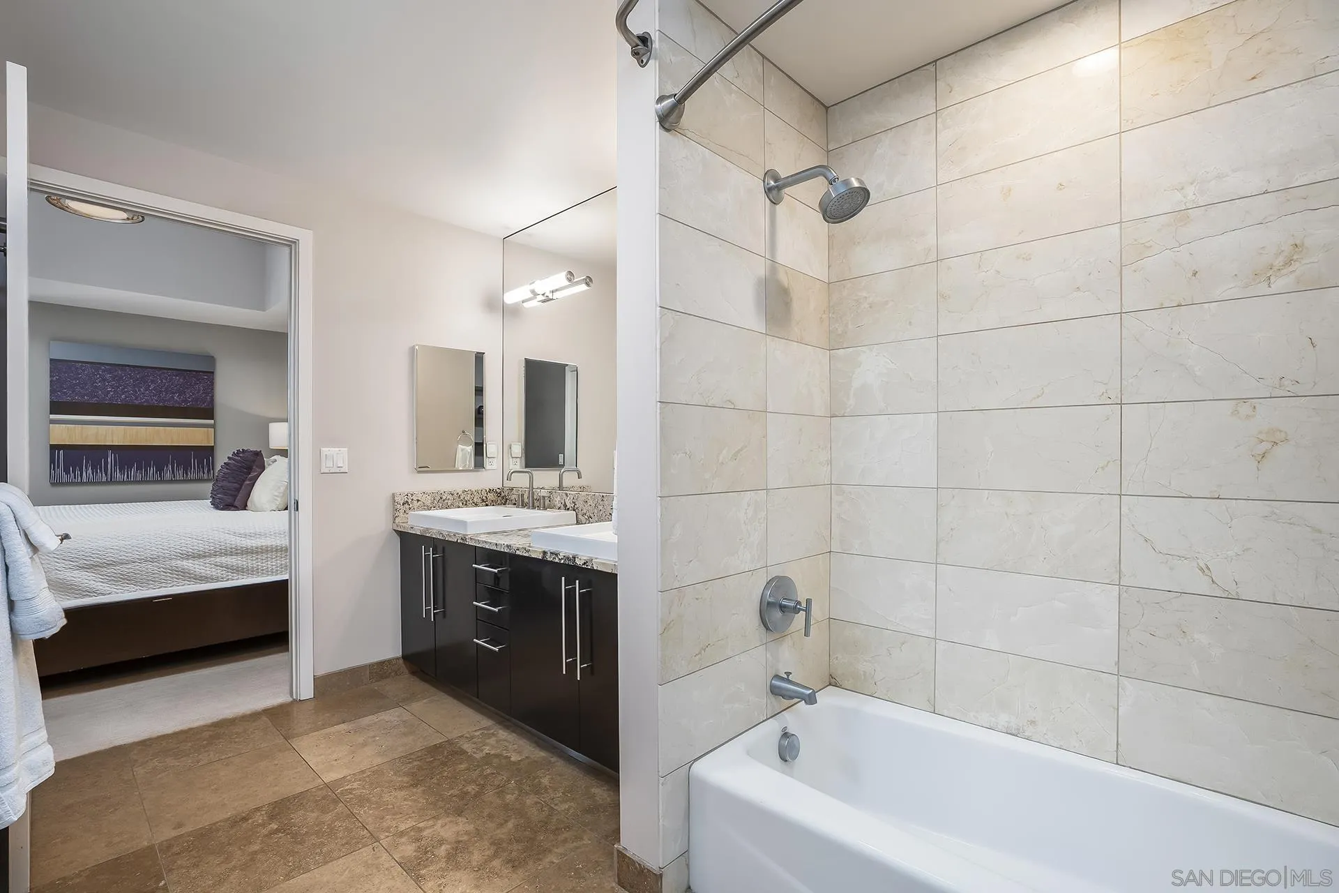 https://cdn.realtyfeed.com/cdn/127/260024112/10a8c3717ae8d703d872e4b9a0588061.webp