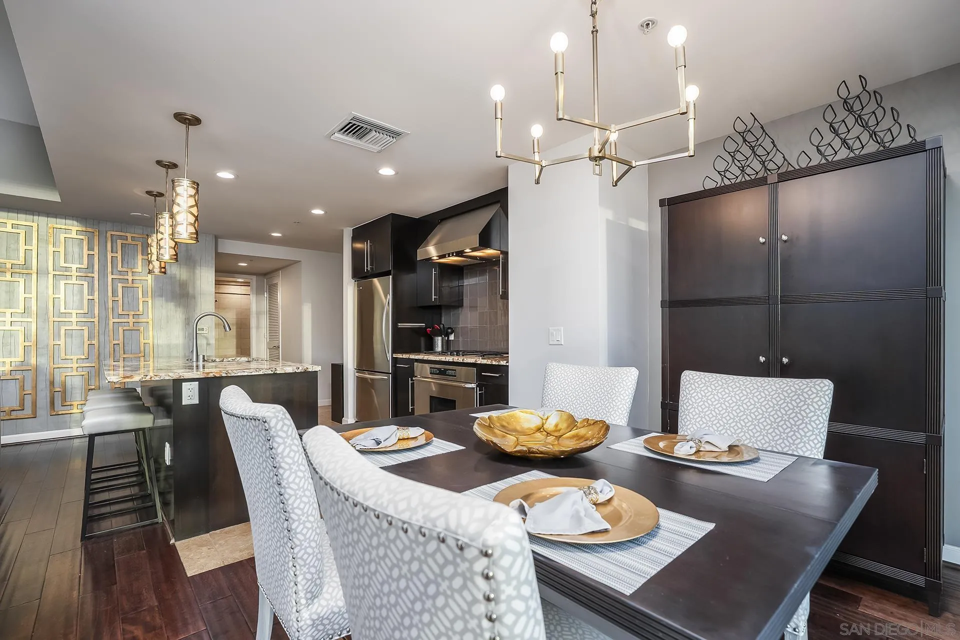 https://cdn.realtyfeed.com/cdn/127/260024112/4b3dc64fcc86279086cb528cd5c458b9.webp