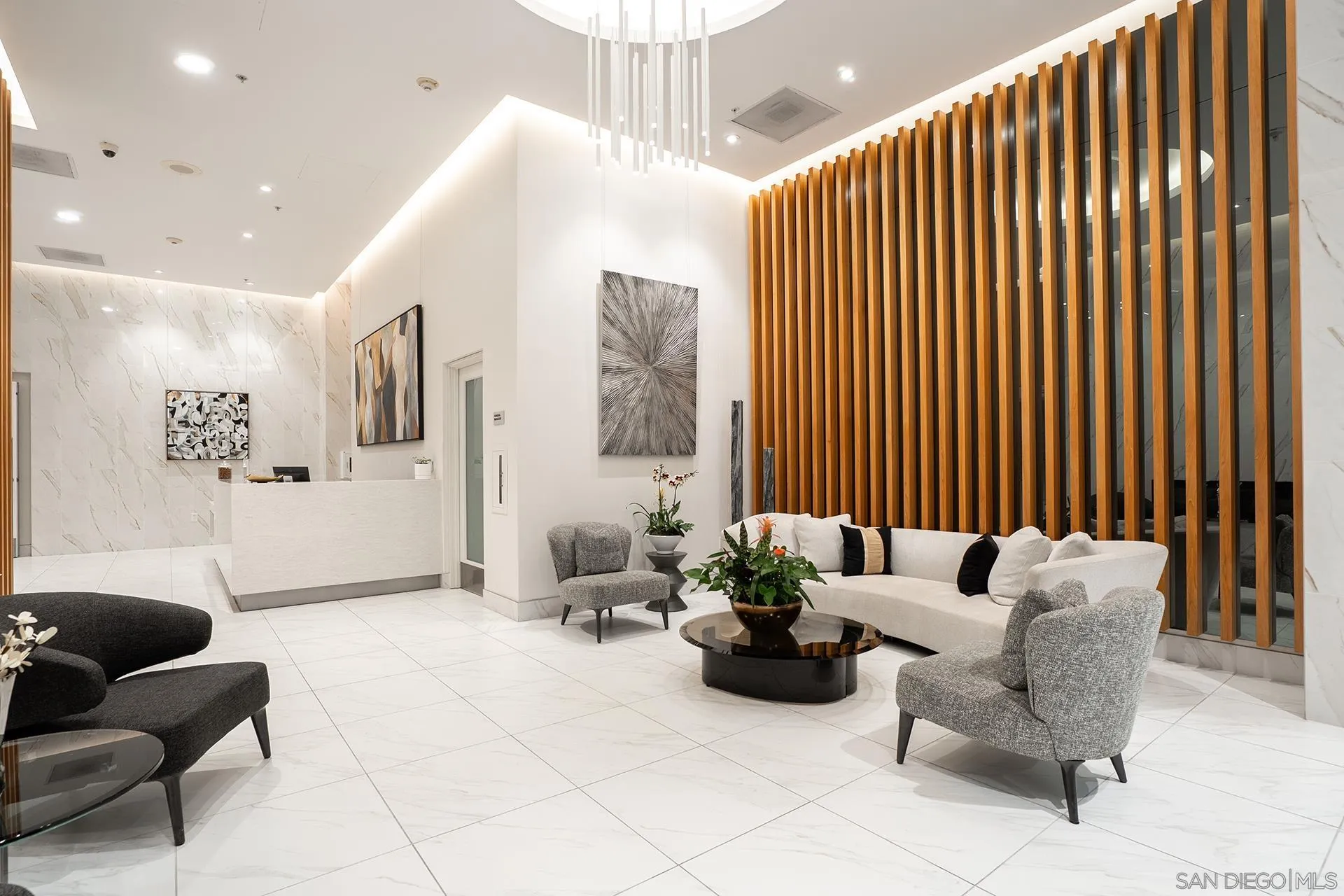 https://cdn.realtyfeed.com/cdn/127/260024112/f2cf394b0d77e964cba976e4183168c1.webp