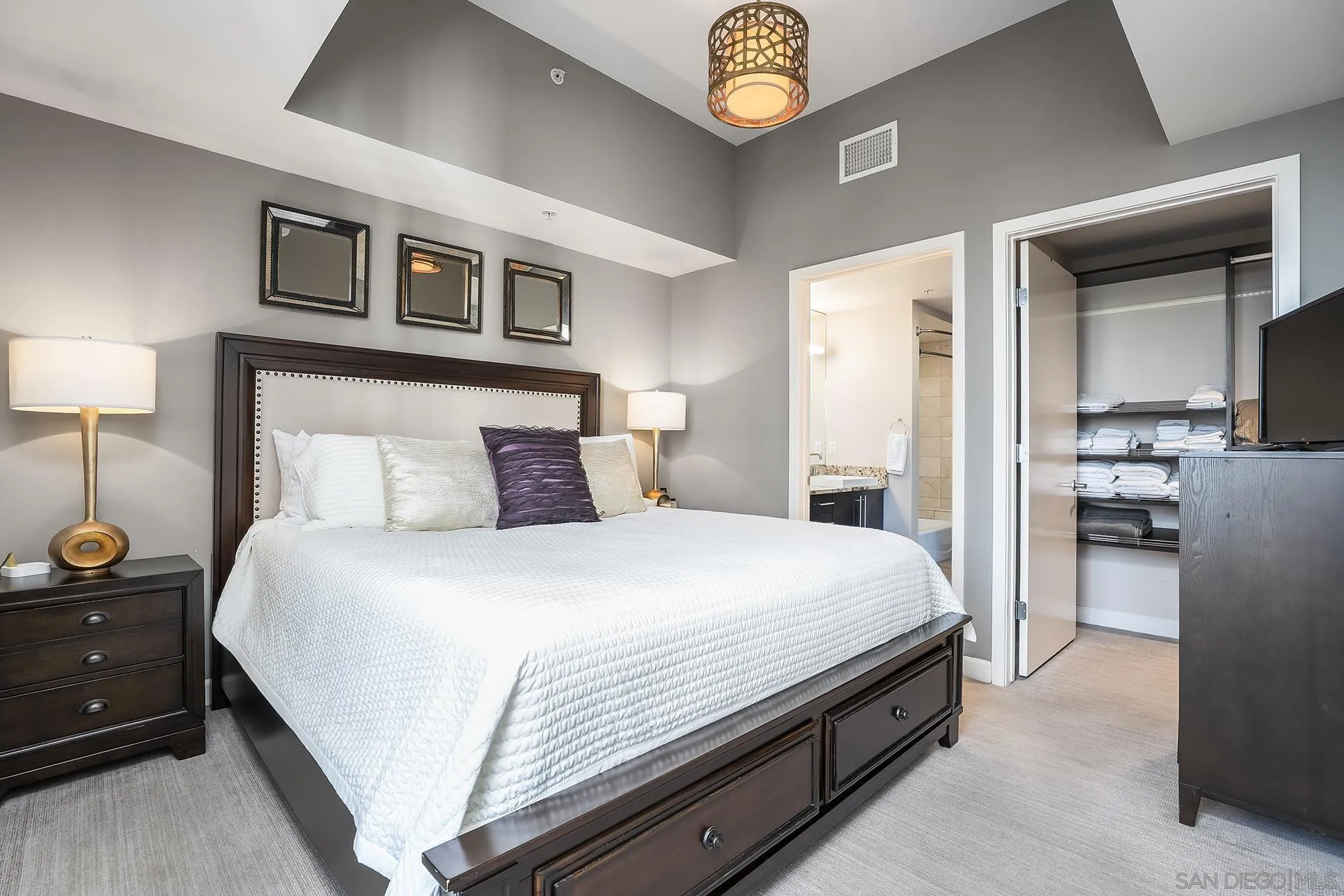 https://cdn.realtyfeed.com/cdn/127/260024112/f9831bcb3e5081fb0a1a45d2ae7e4e06.webp