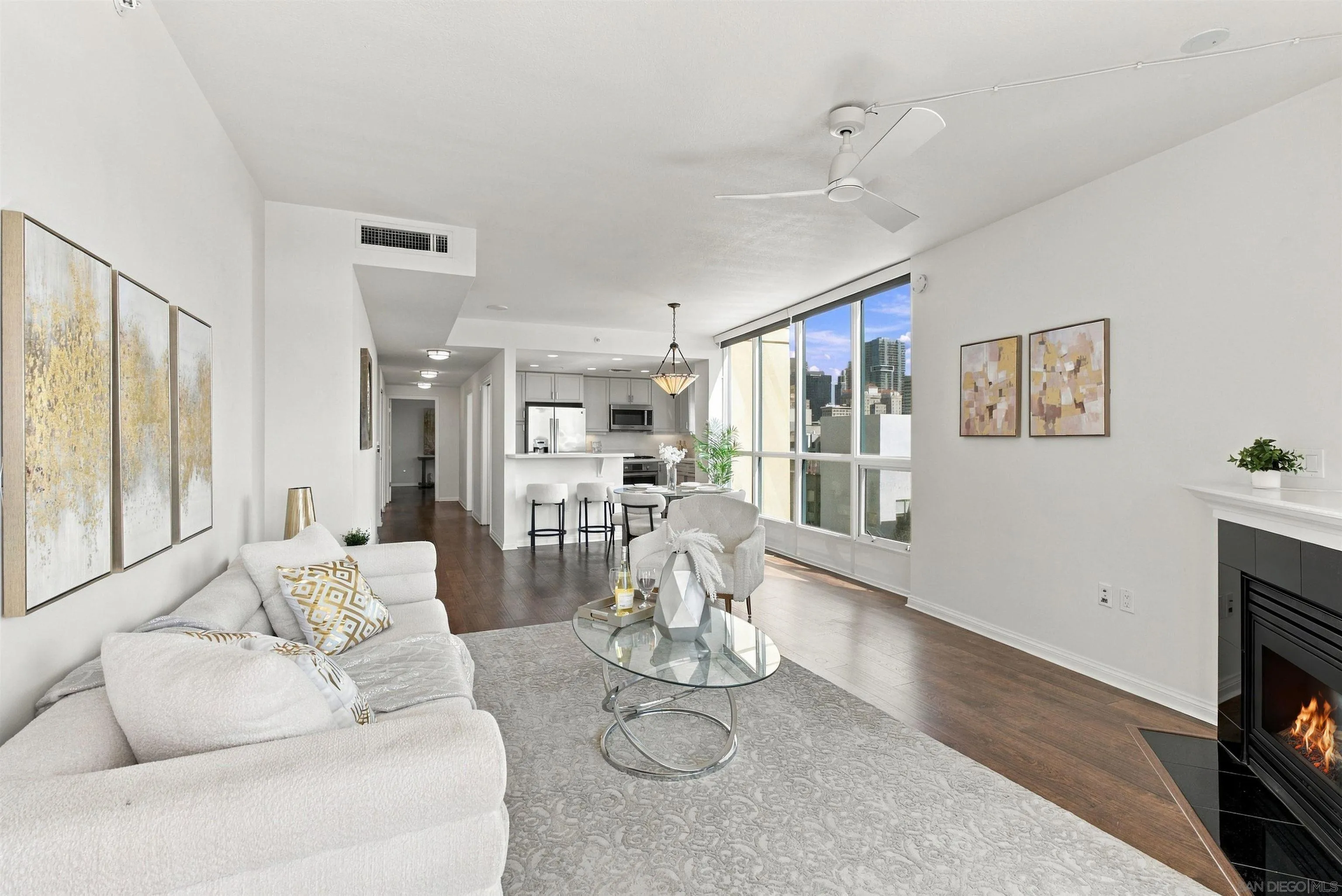https://cdn.realtyfeed.com/cdn/127/260024113/33056a54e675def4f1ff7367c7613d56.webp