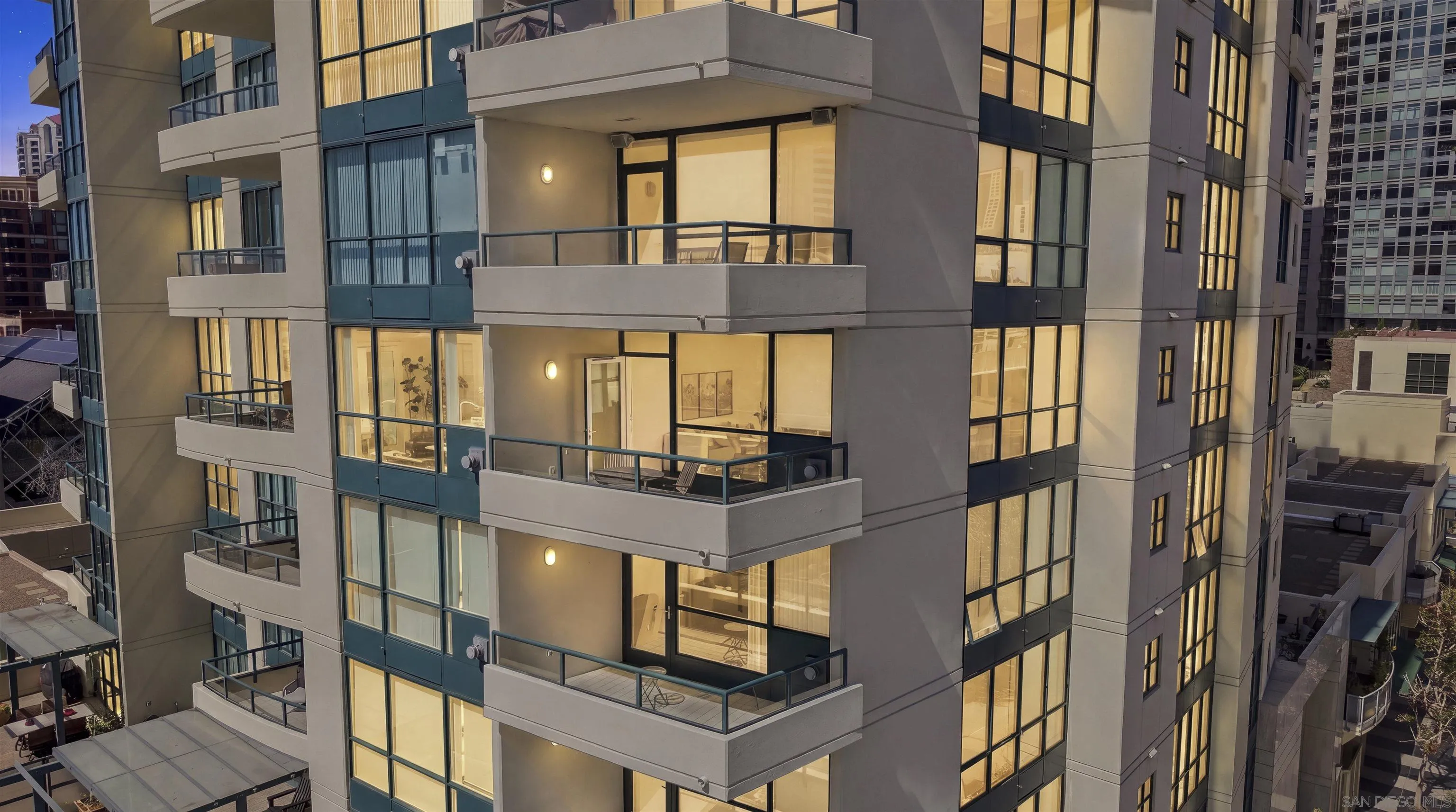https://cdn.realtyfeed.com/cdn/127/260024113/7488747c154fd60a308b09f64face757.webp