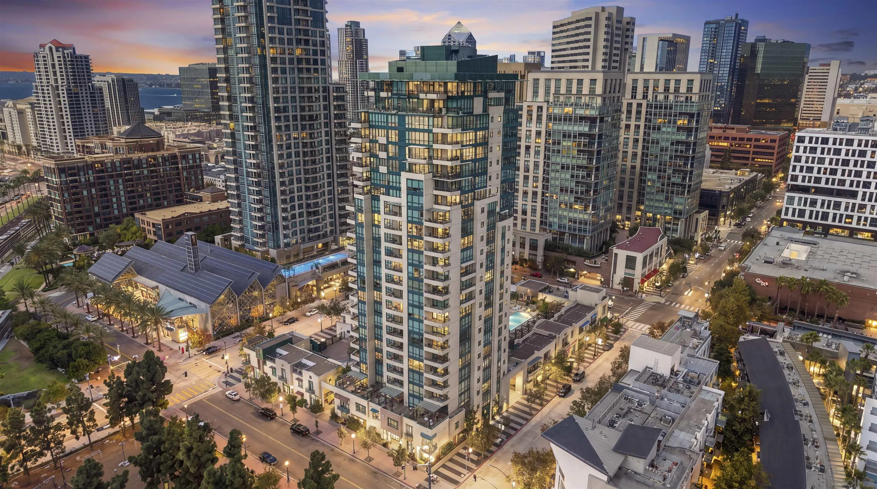 https://cdn.realtyfeed.com/cdn/127/260024113/a79ccc851e7f164da644b0cbb6f18dae.webp