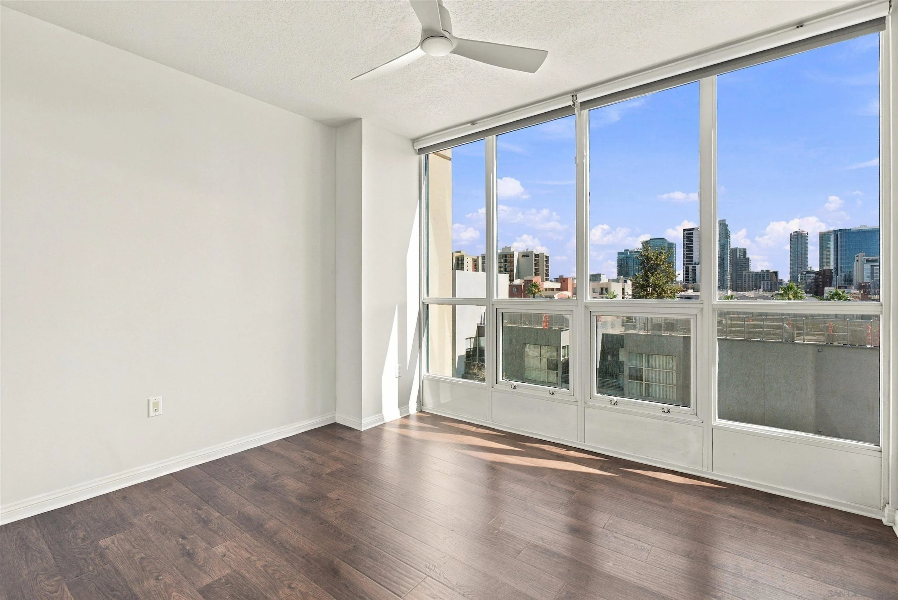 https://cdn.realtyfeed.com/cdn/127/260024113/d3dbdb9639344452fc695bb7b394e76d.webp