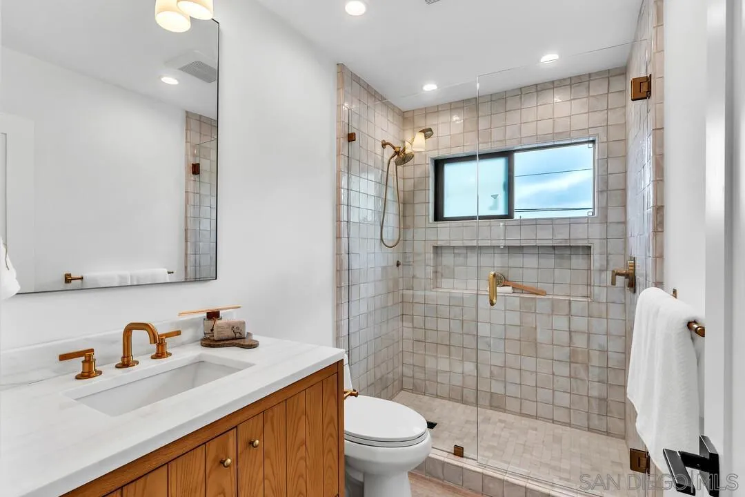 https://cdn.realtyfeed.com/cdn/127/260024116/40ef52eae64706205c8323ca3641f010.webp