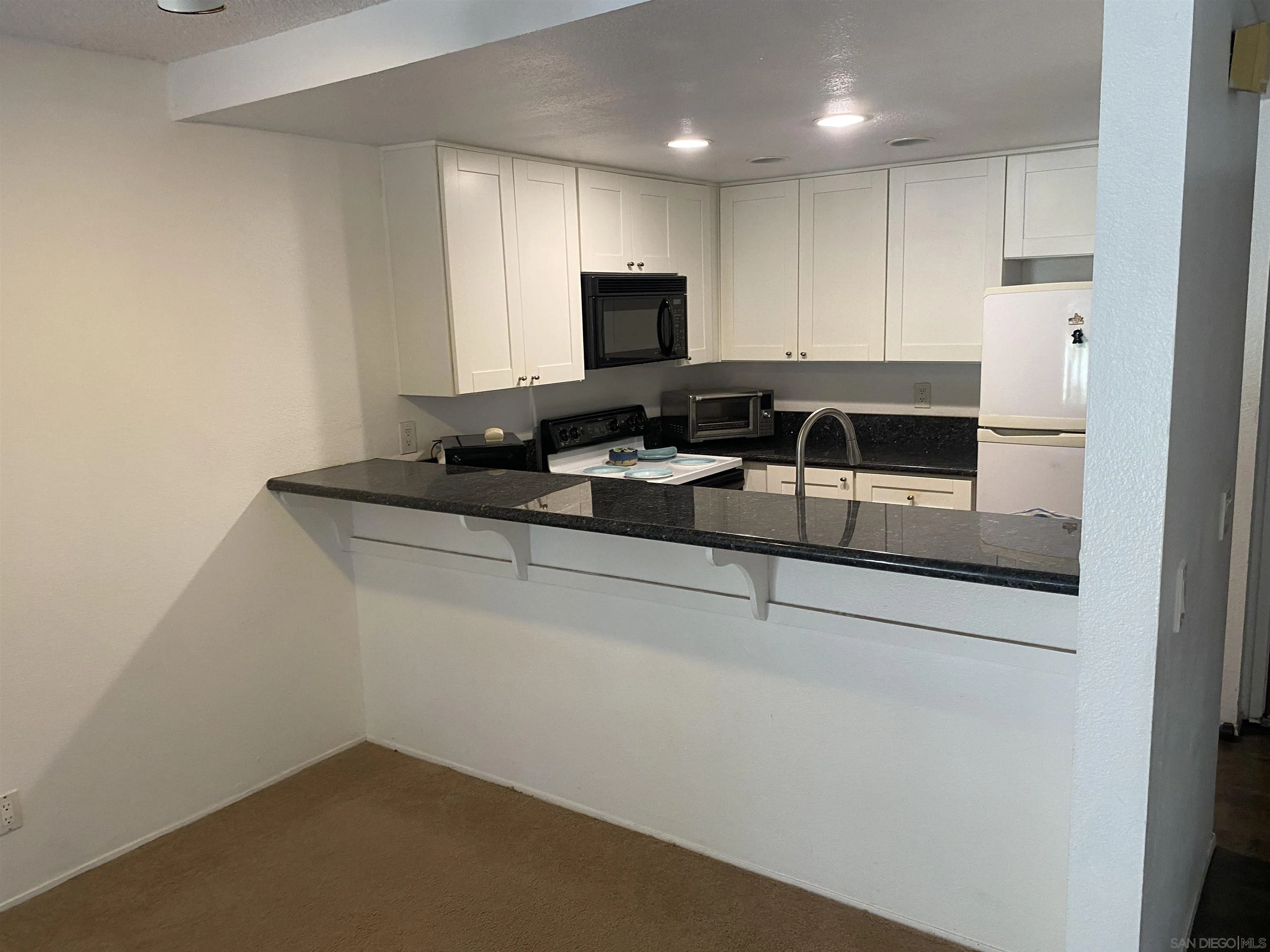 https://cdn.realtyfeed.com/cdn/127/260024117/036a0ed3fc189ffca2d5c8df668bc2e1.webp