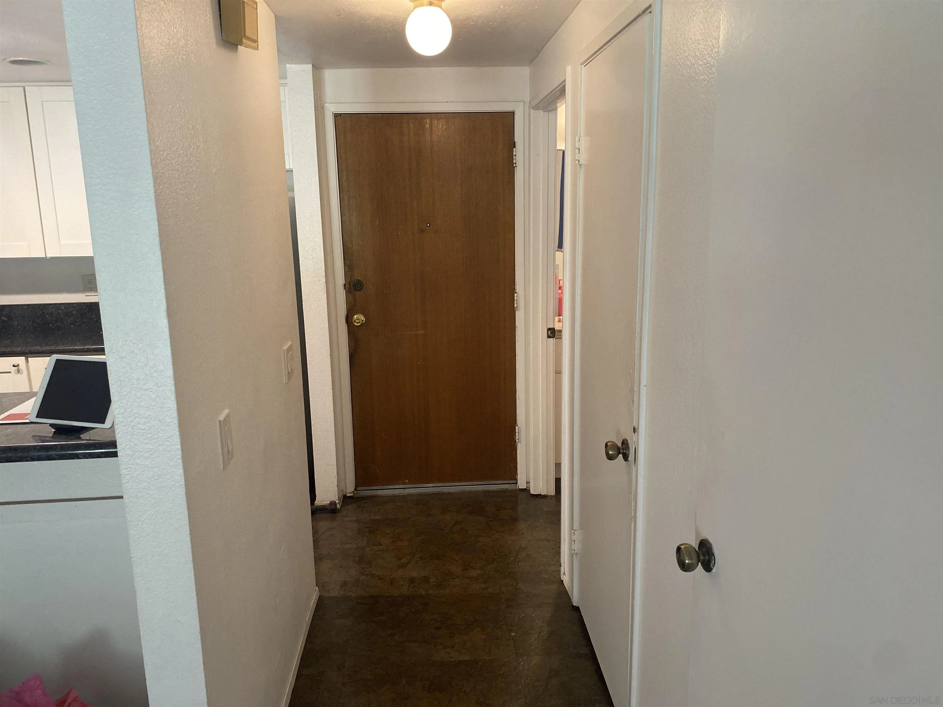 https://cdn.realtyfeed.com/cdn/127/260024117/ae9acb229f137d08a5404deafa684ebb.webp