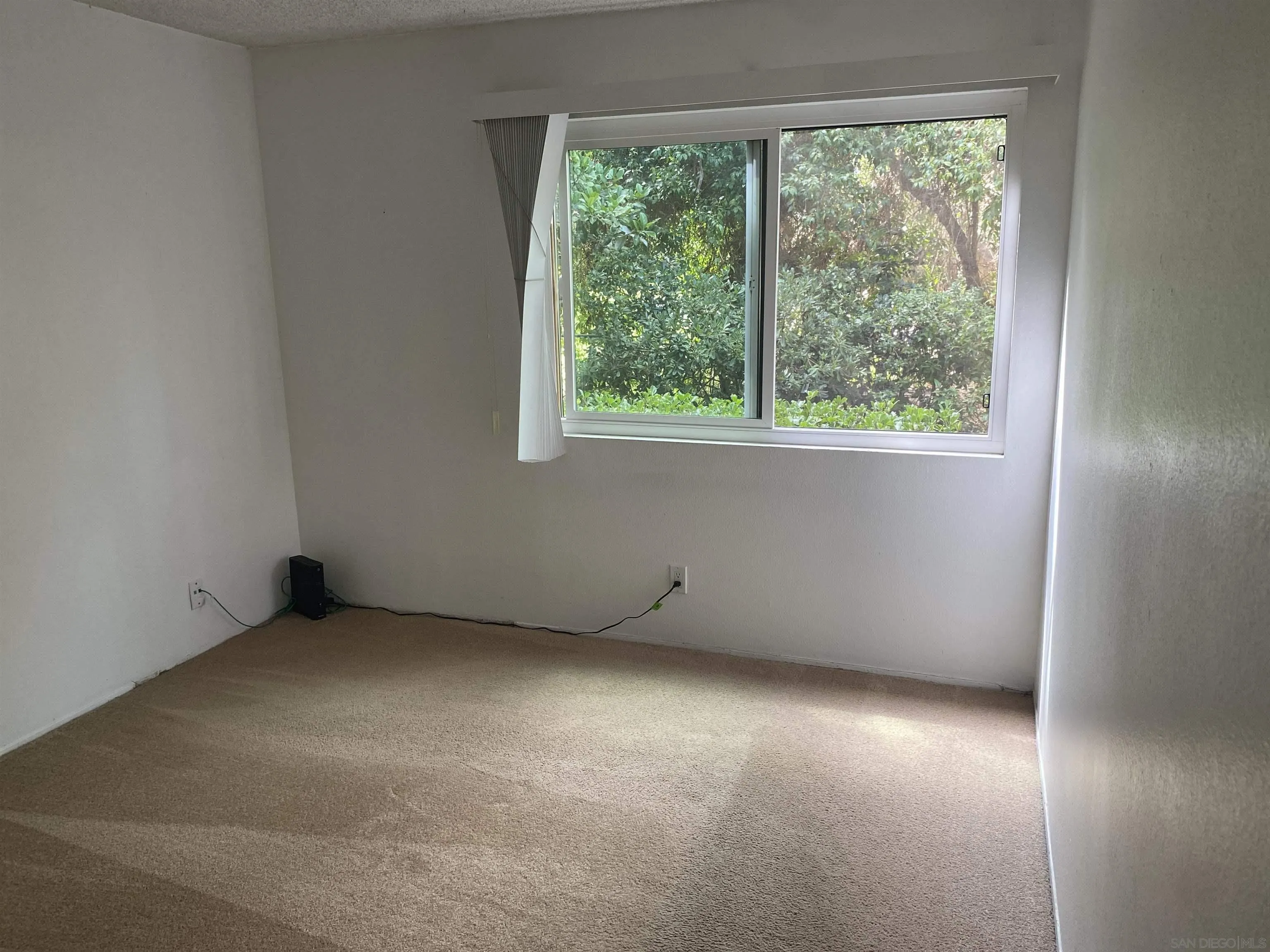 https://cdn.realtyfeed.com/cdn/127/260024117/f0db444956a5240bb84a96f058292091.webp