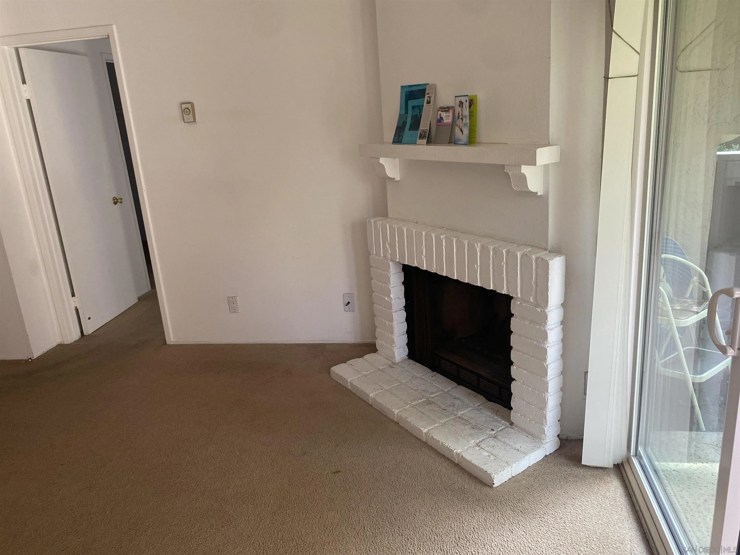 https://cdn.realtyfeed.com/cdn/127/260024117/ffe5503459c3afa78466744d2ab18be1.webp