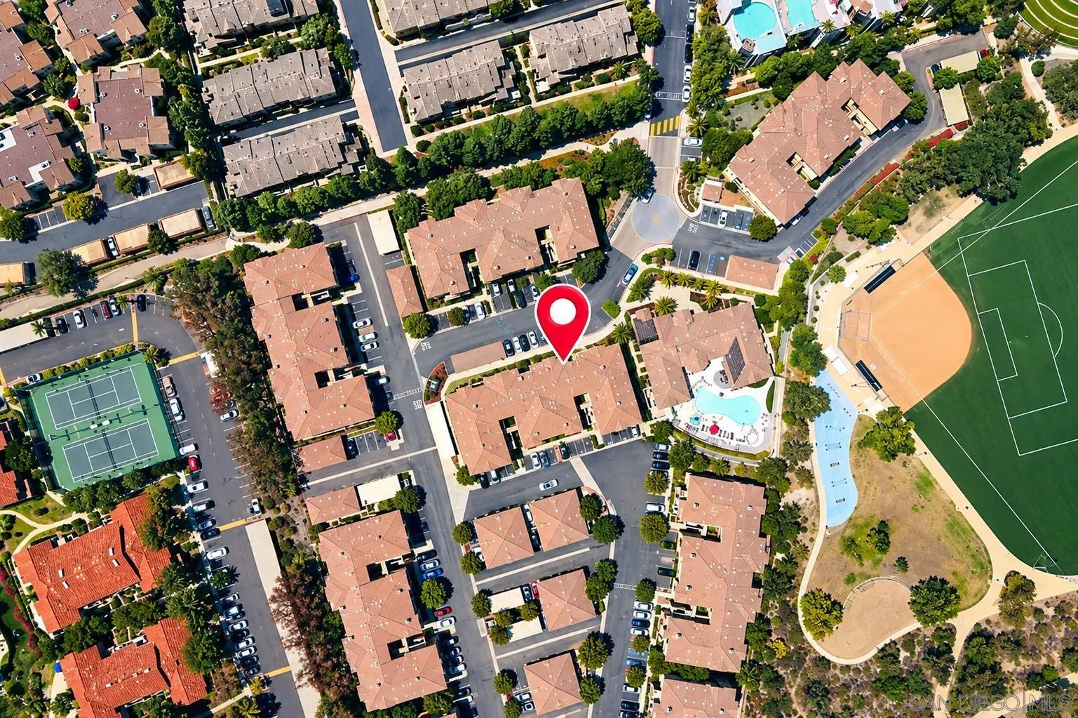 https://cdn.realtyfeed.com/cdn/127/260024120/37fa27ea8deb2416f0dfa6842bb3b961.webp