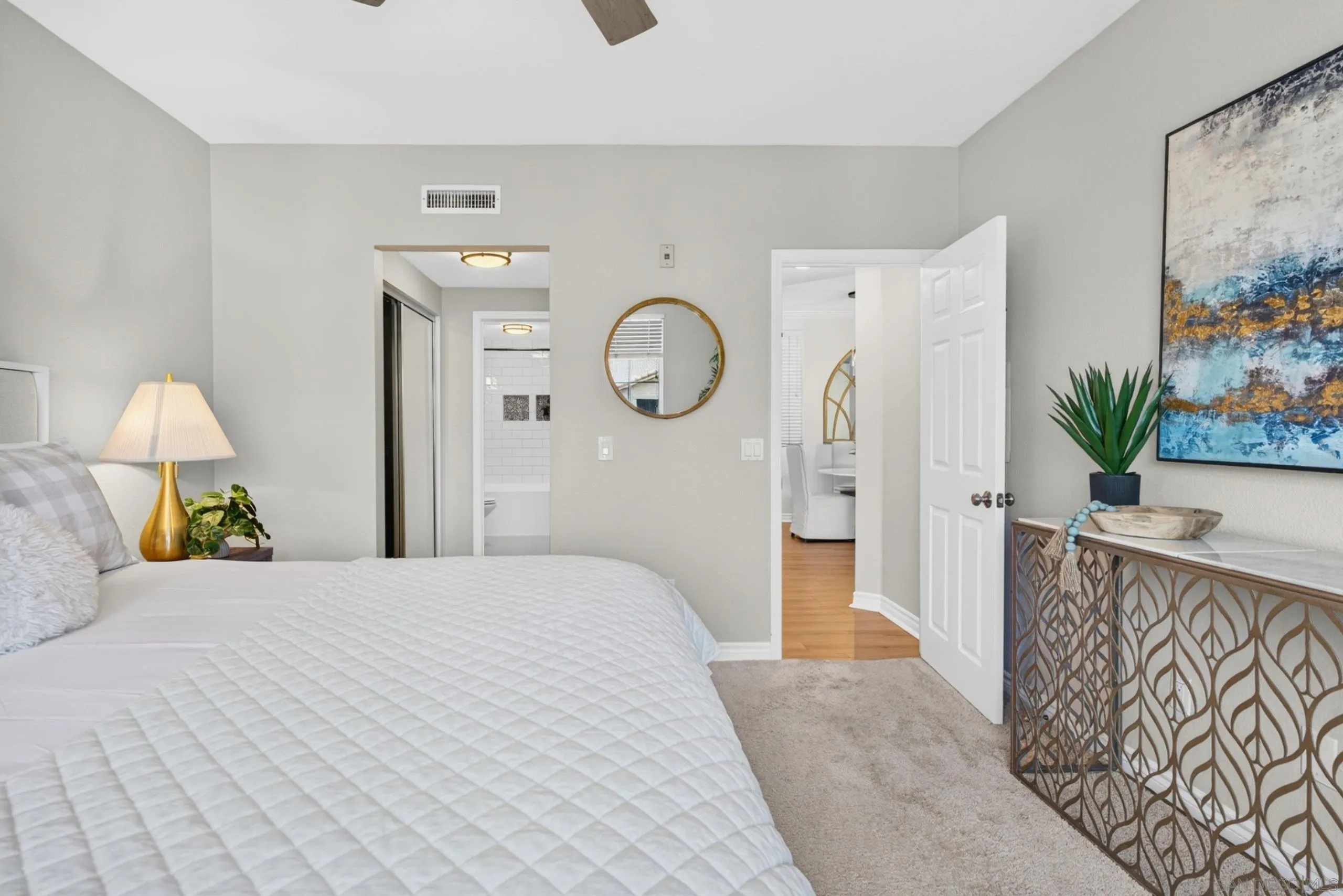 https://cdn.realtyfeed.com/cdn/127/260024120/516116409257cd1291fa23f4c0a9d8e2.webp