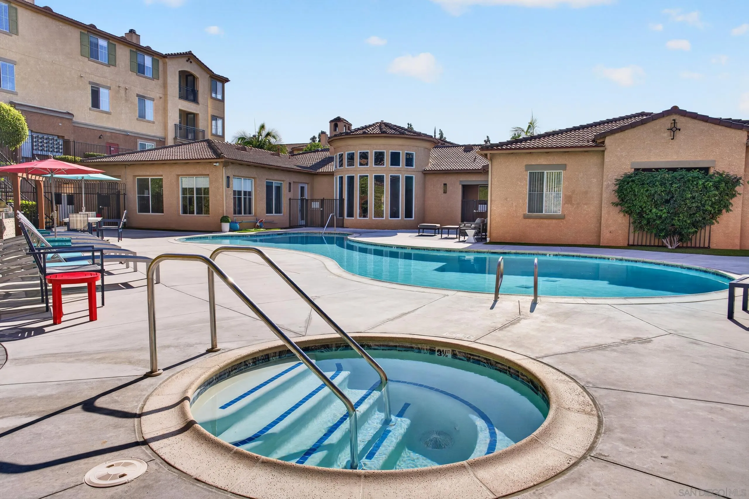 https://cdn.realtyfeed.com/cdn/127/260024120/63e231bc7358ba81a127861712f04b0e.webp