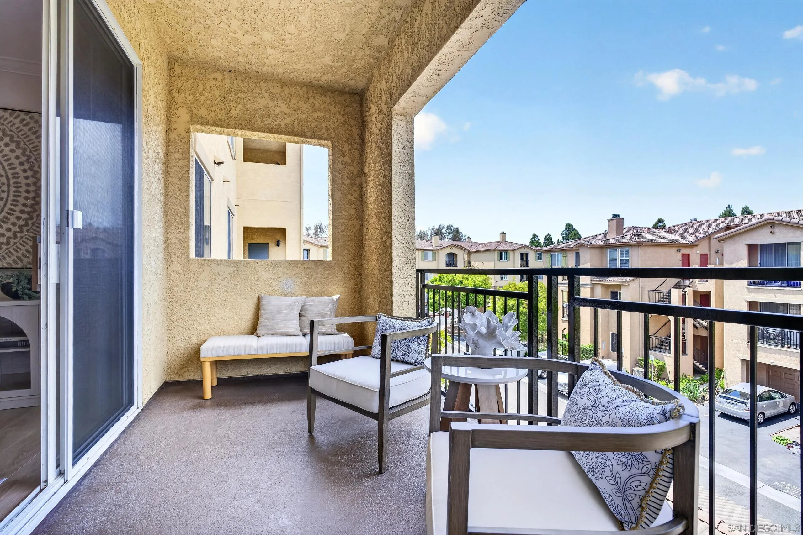 https://cdn.realtyfeed.com/cdn/127/260024120/6d8cae06a673e7be94791a59b1ee0e4b.webp
