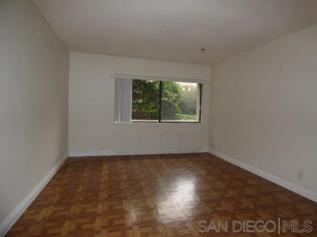 https://cdn.realtyfeed.com/cdn/127/260024126/88052102da7757cc21c408399f4c38c2.webp