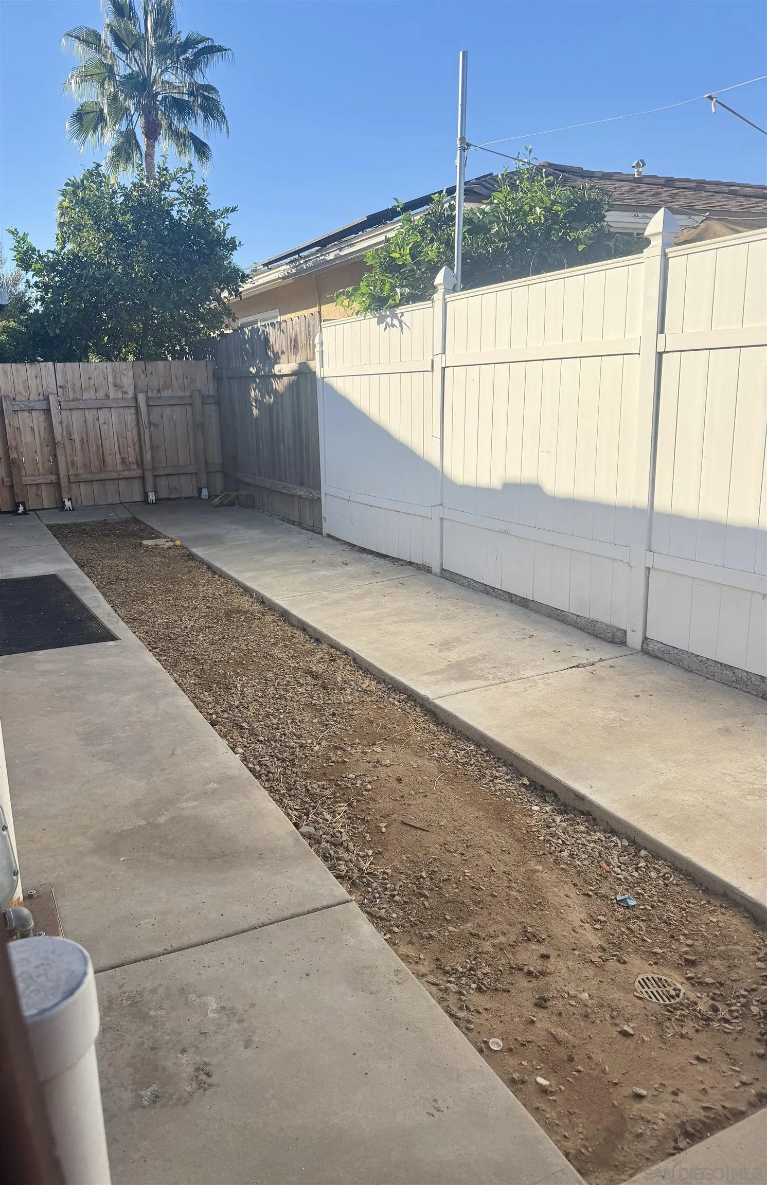 https://cdn.realtyfeed.com/cdn/127/260024128/6c5a86a0cc10fa18f88353ce3acb1216.webp