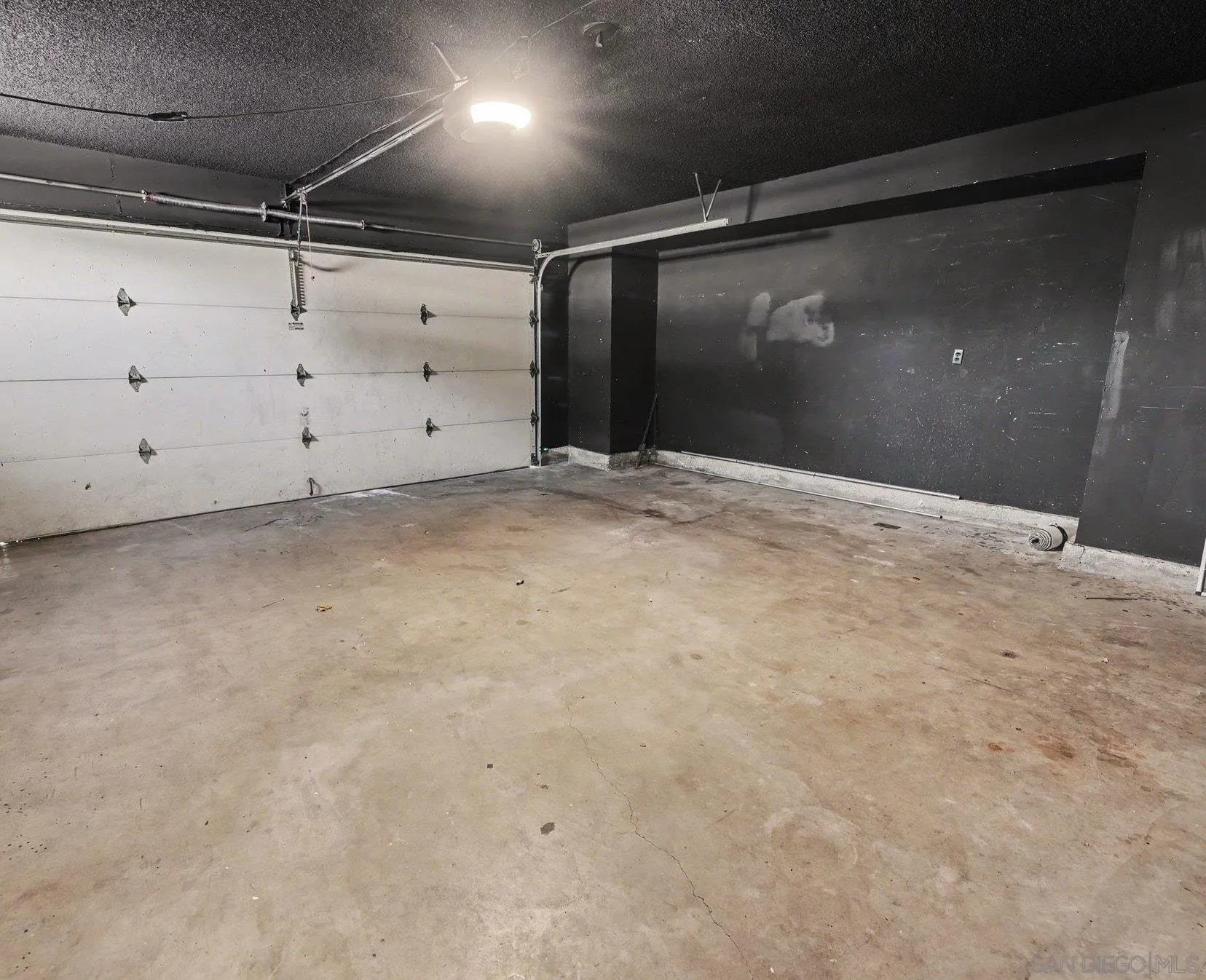 https://cdn.realtyfeed.com/cdn/127/260024128/e56507e1cc1f809c01635a6b0d1bc0d3.webp
