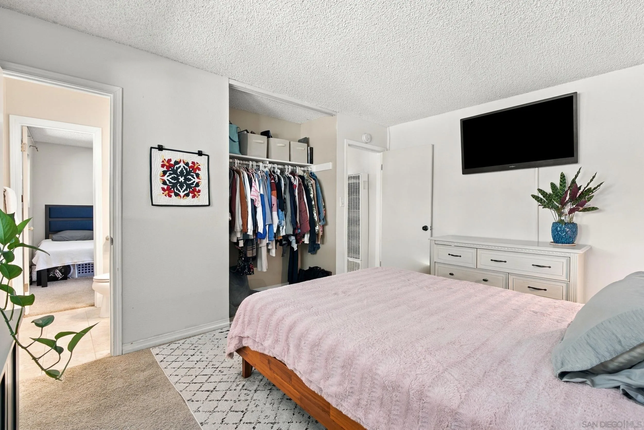 https://cdn.realtyfeed.com/cdn/127/260024149/af3def81ed37db0fe7518c080492a5df.webp