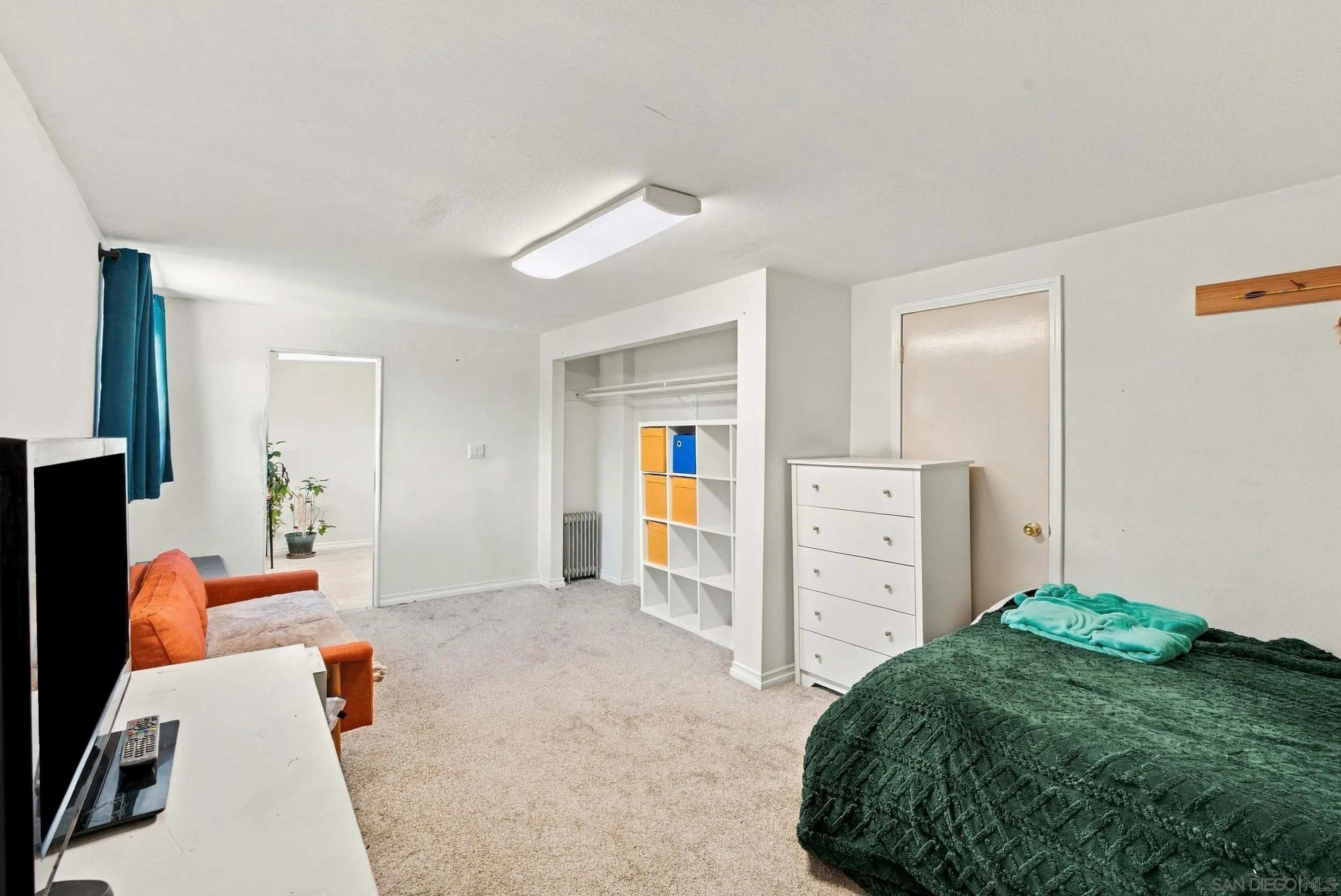 https://cdn.realtyfeed.com/cdn/127/260024149/cfbd55b97265995c4b046b0a6babe2f5.webp