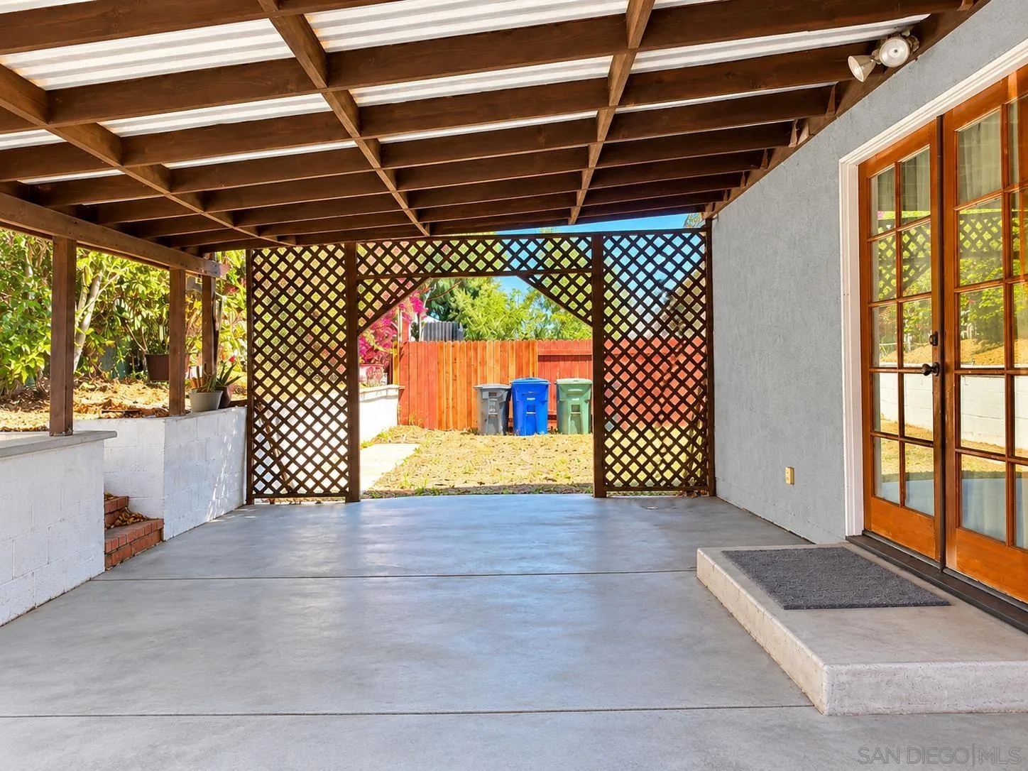 https://cdn.realtyfeed.com/cdn/127/260024153/244d354f1f1be4b43be6beccf01ee54d.webp