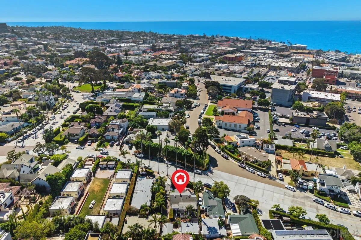 https://cdn.realtyfeed.com/cdn/127/260024160/241b50e4c21f7f26620e2497ff64536e.webp