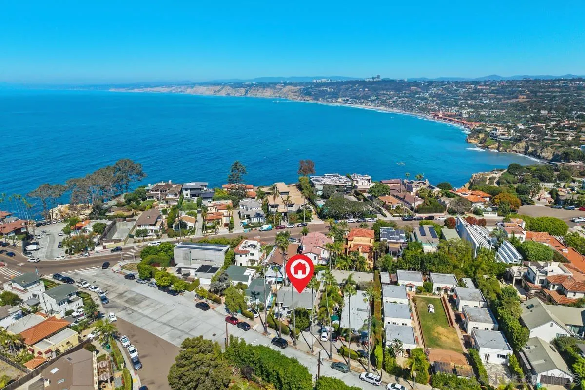 https://cdn.realtyfeed.com/cdn/127/260024160/853bd433a9eeafabe0b48532b77387b6.webp