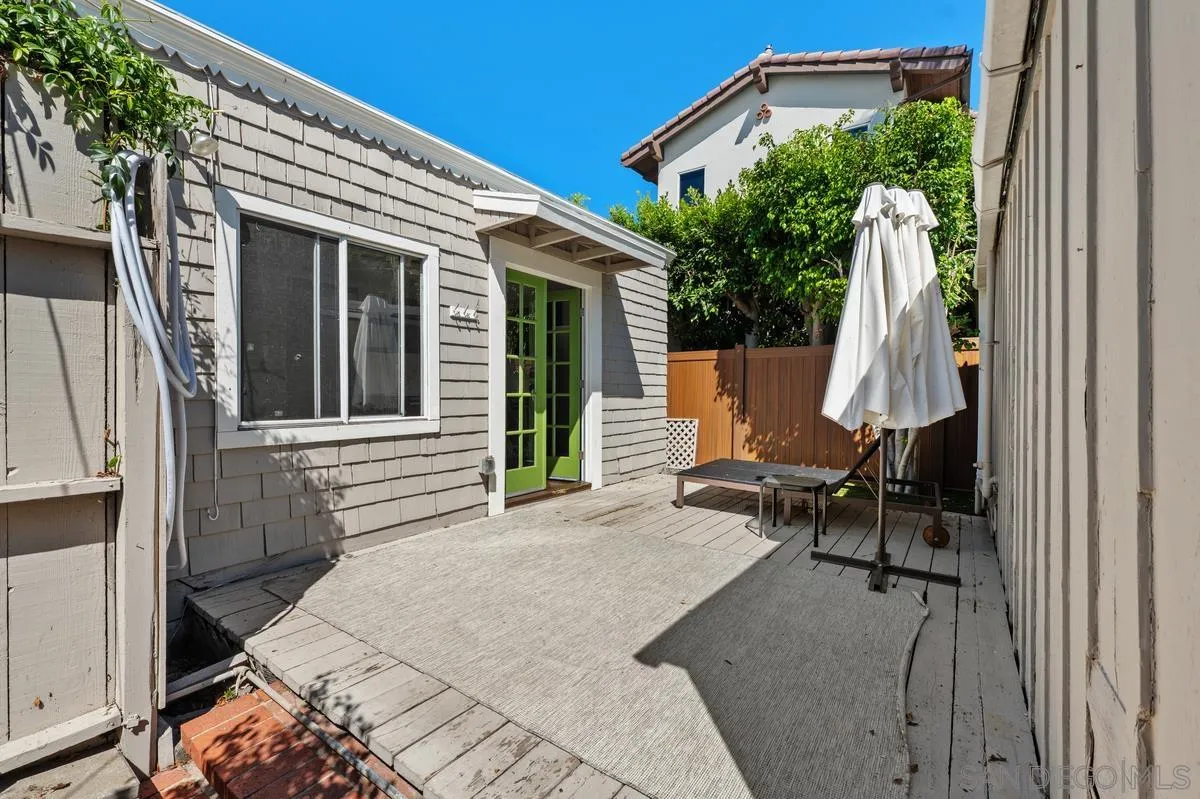 https://cdn.realtyfeed.com/cdn/127/260024160/8df6bde94f36f6c300bdeb2f819cdc37.webp