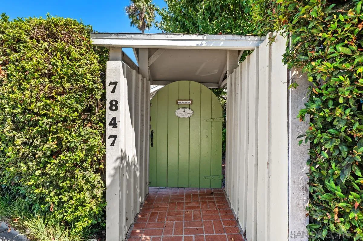 https://cdn.realtyfeed.com/cdn/127/260024160/c54d0e0b7091e641f2c7400070446e5b.webp