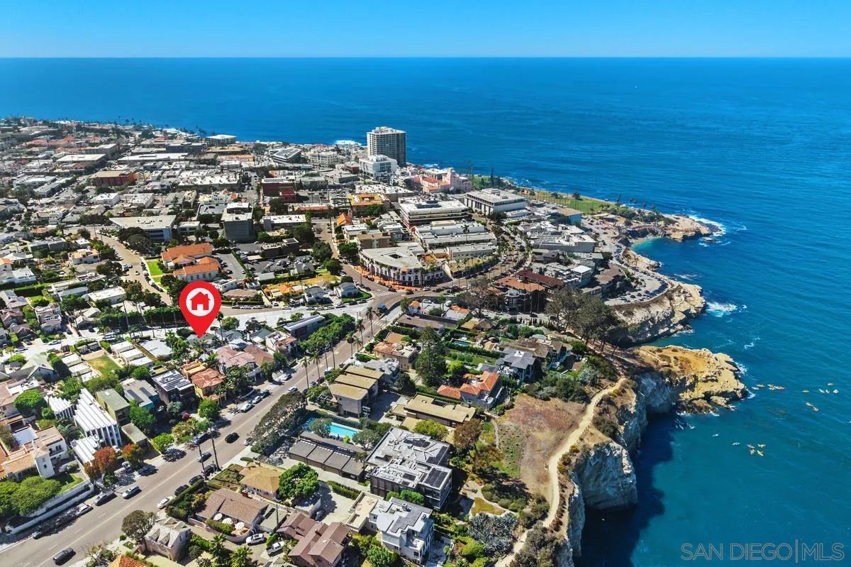 https://cdn.realtyfeed.com/cdn/127/260024160/c9c2e05c7f4b6b0c4be190f02db71a97.webp