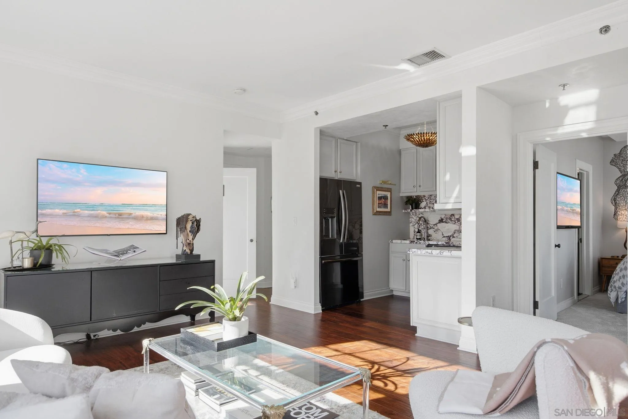https://cdn.realtyfeed.com/cdn/127/260024163/ac4161b17afa6236d1376dfb3ca8b8a4.webp