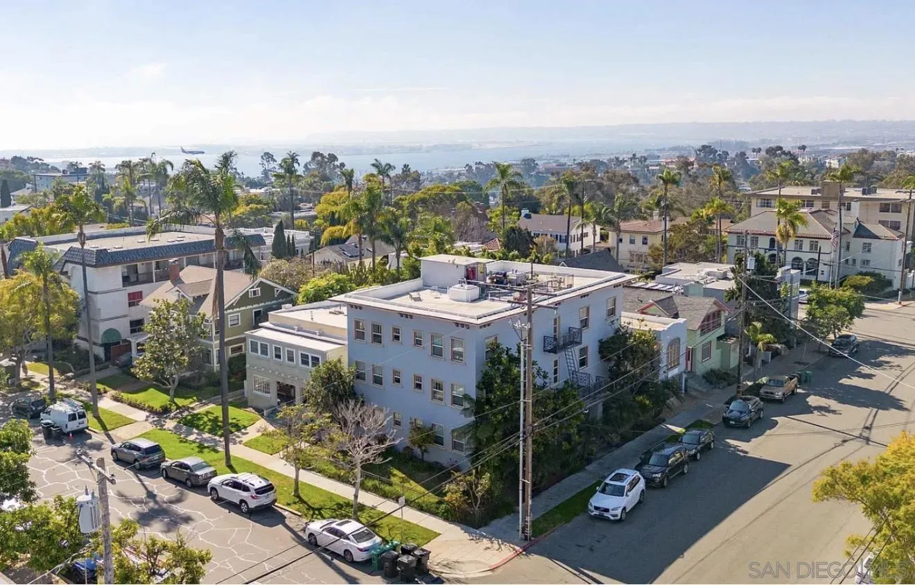 215 Spruce Street, San Diego, CA 92103, photo 27
