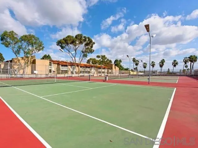 https://cdn.realtyfeed.com/cdn/127/260024202/4cb1c0dcb1f5fad1ef8fb7d3152cf365.webp