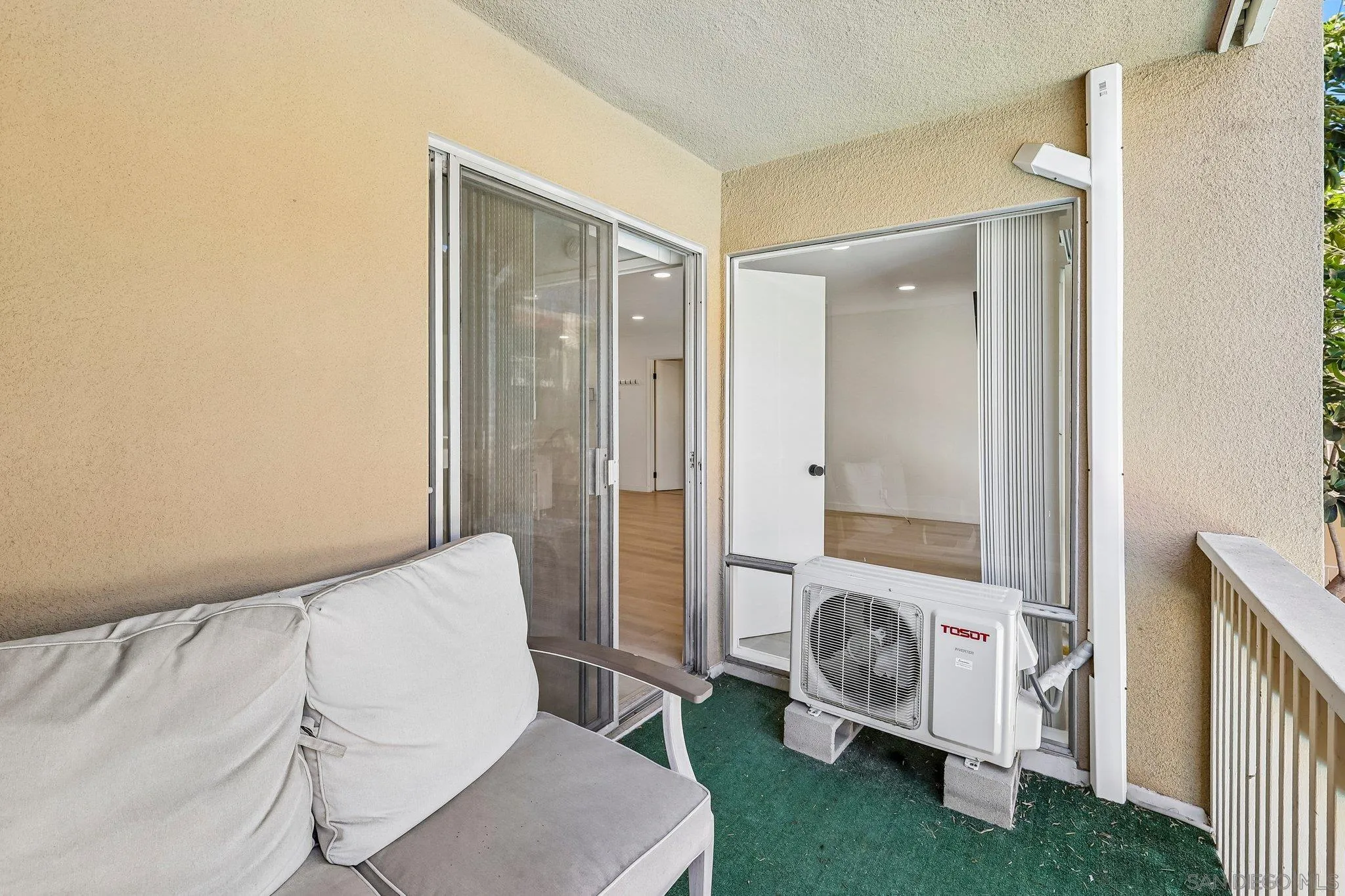 https://cdn.realtyfeed.com/cdn/127/260024202/58f34be3e97cafb324922eaa5fa8b6cf.webp