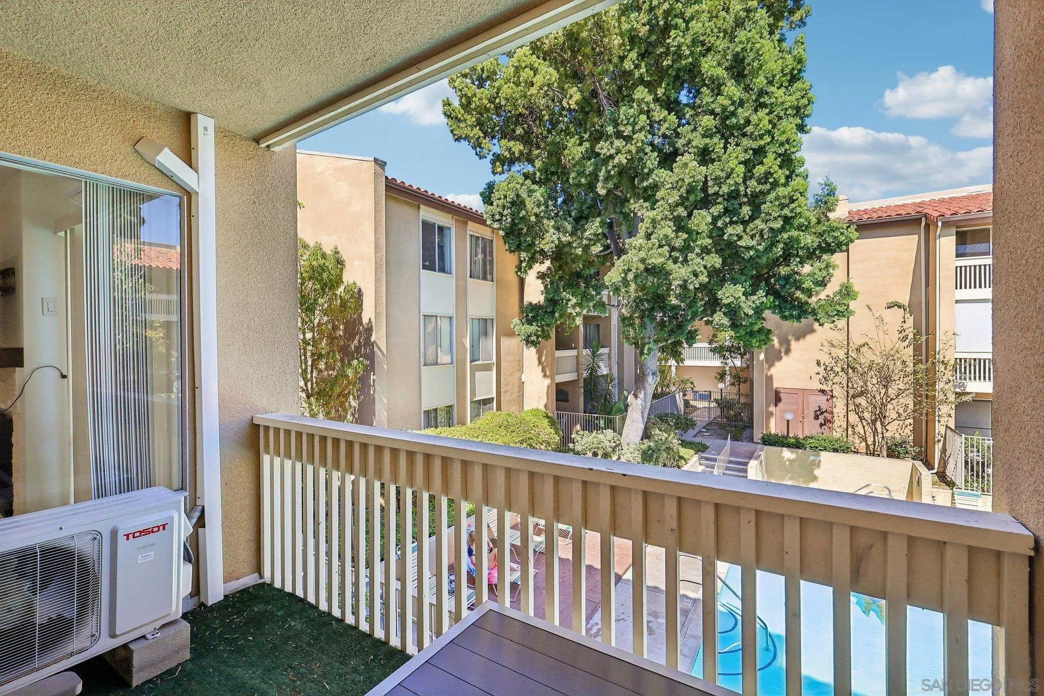 https://cdn.realtyfeed.com/cdn/127/260024202/828d613e72b8a16e9e75c24c5f829537.webp