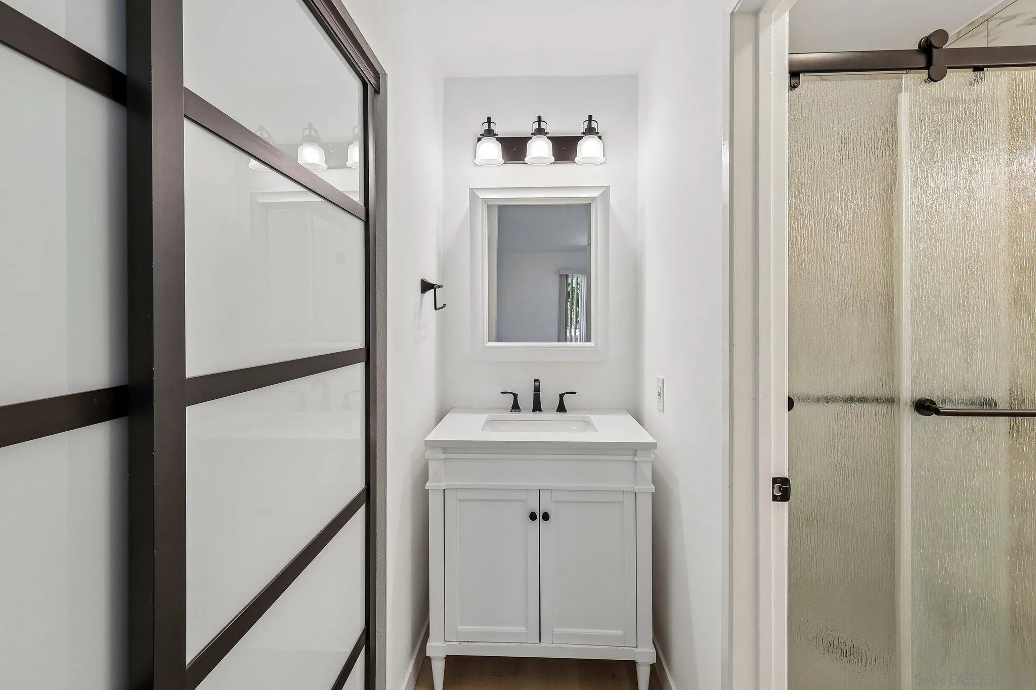 https://cdn.realtyfeed.com/cdn/127/260024202/85ad6207672254723f92a5a981012b96.webp