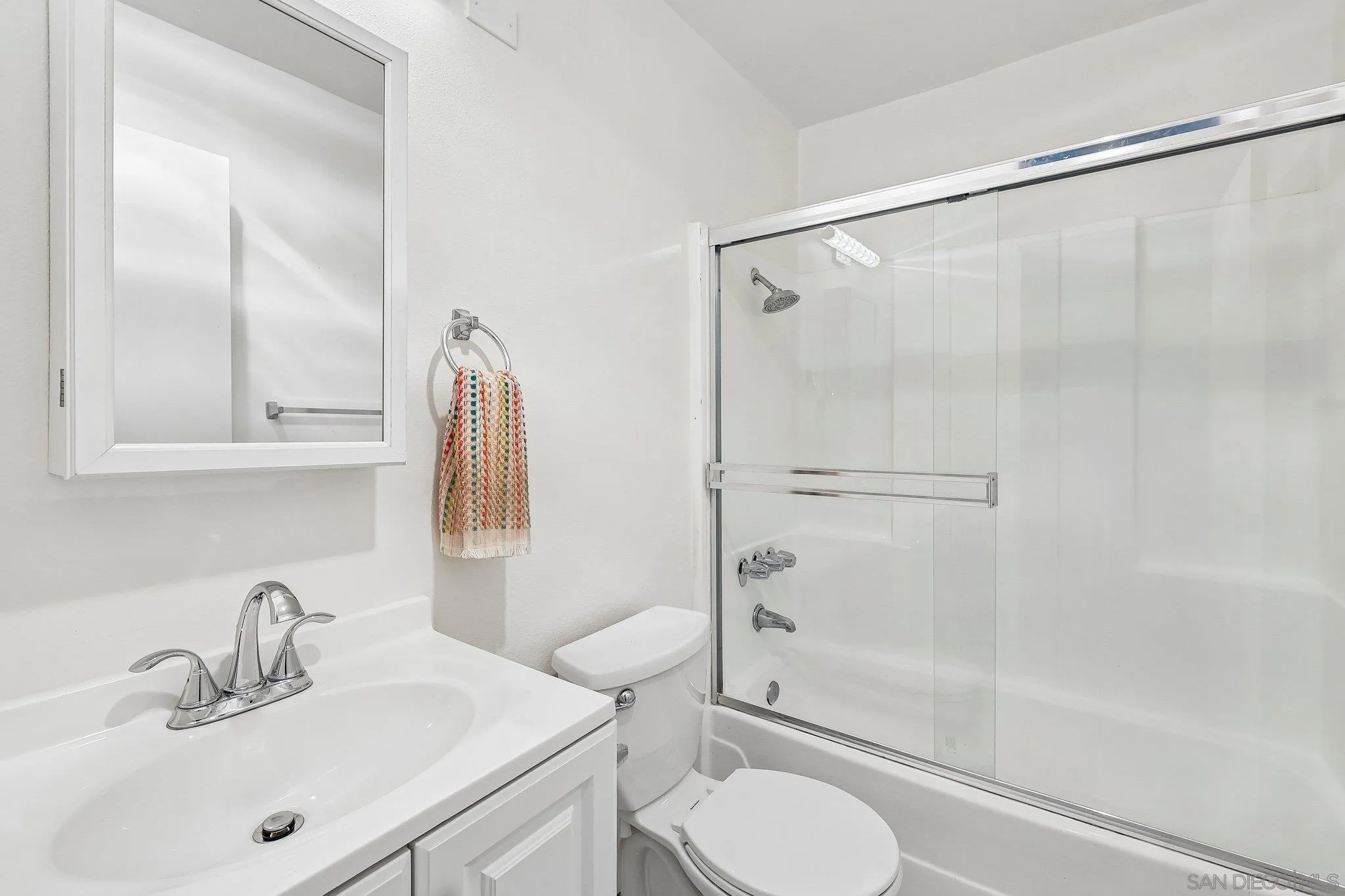 https://cdn.realtyfeed.com/cdn/127/260024202/f2b6a2f85e62e0e350f3a80c75b1b651.webp